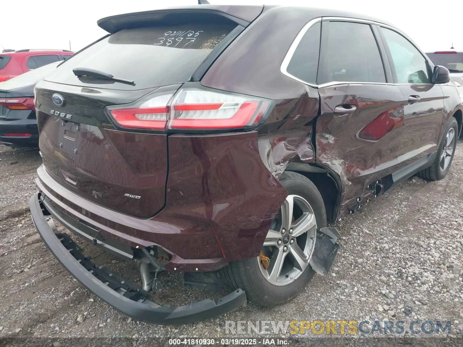 17 Photograph of a damaged car 2FMPK4J94RBA23897 FORD EDGE 2024