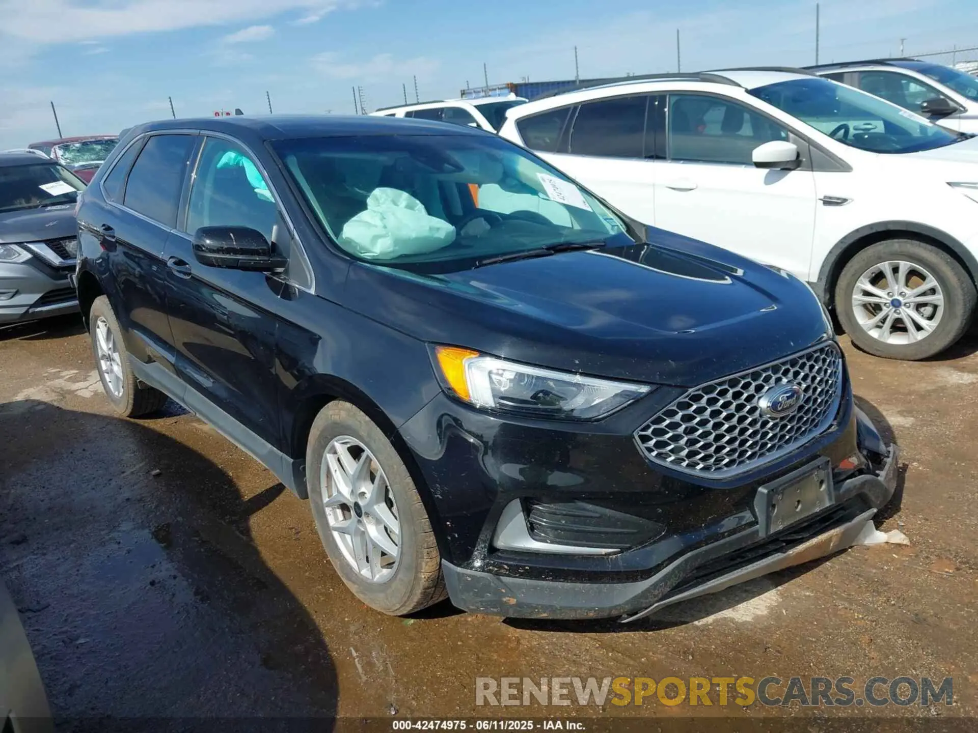 1 Photograph of a damaged car 2FMPK4J94RBA98888 FORD EDGE 2024