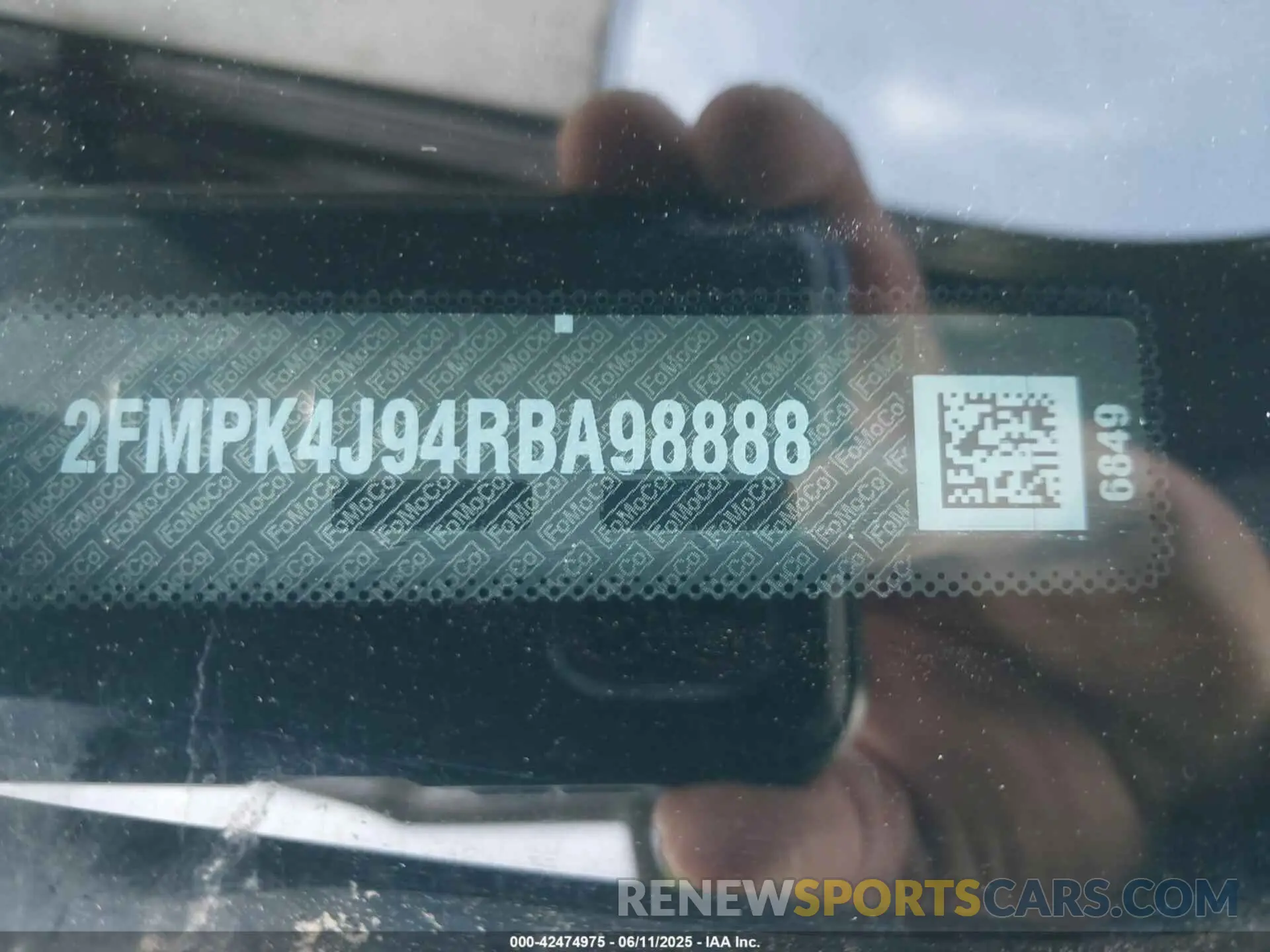 9 Photograph of a damaged car 2FMPK4J94RBA98888 FORD EDGE 2024