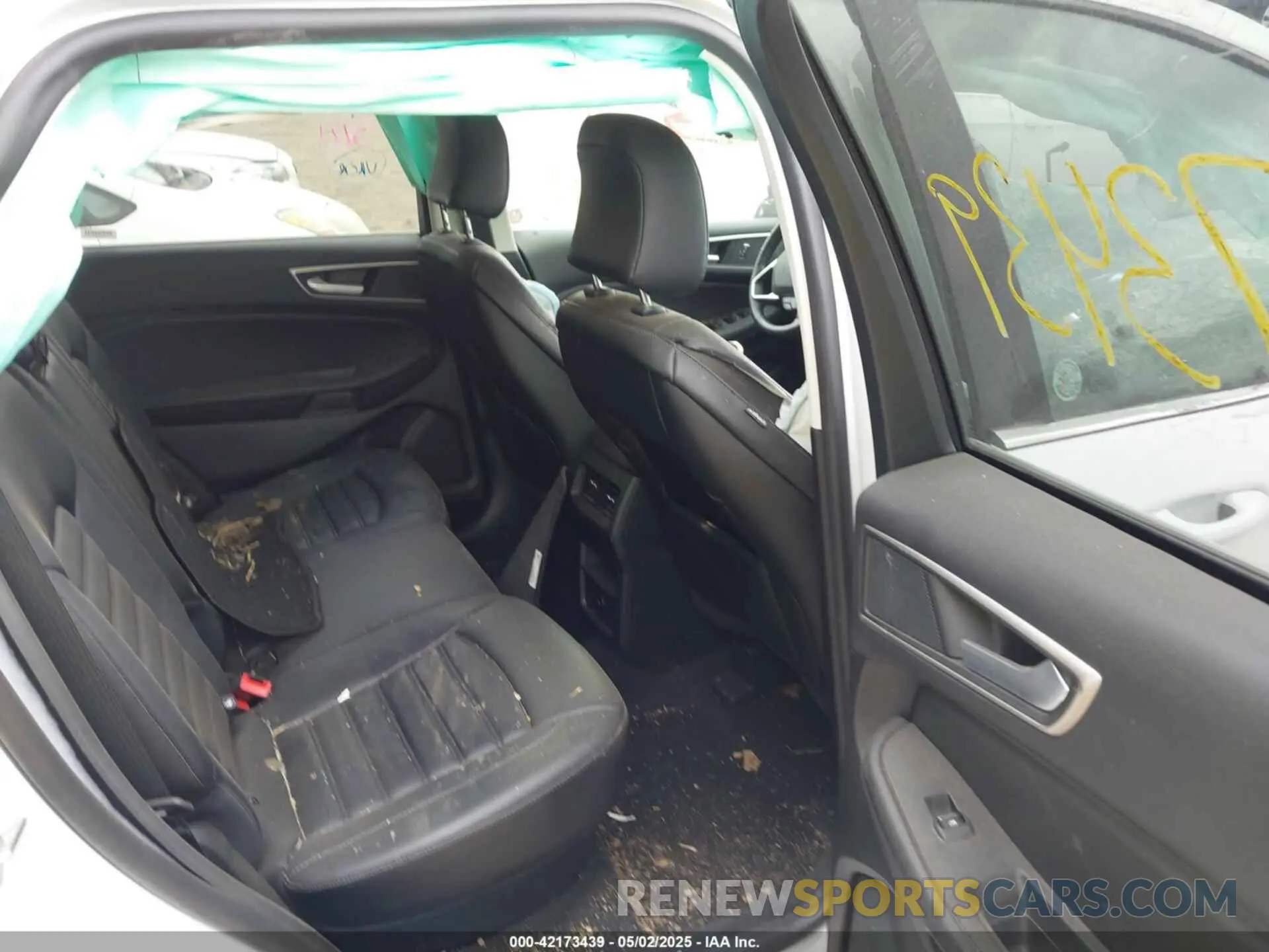 8 Photograph of a damaged car 2FMPK4J94RBA99667 FORD EDGE 2024