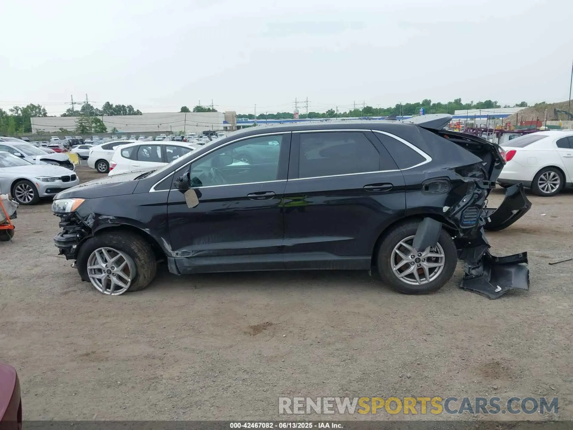 15 Photograph of a damaged car 2FMPK4J95RBA06221 FORD EDGE 2024