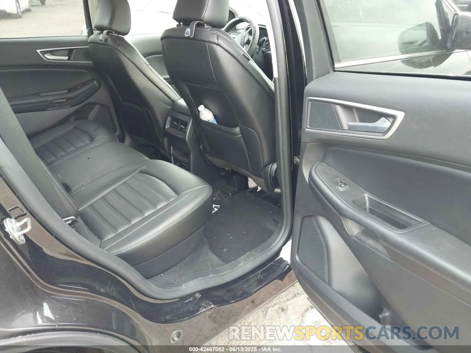 8 Photograph of a damaged car 2FMPK4J95RBA06221 FORD EDGE 2024