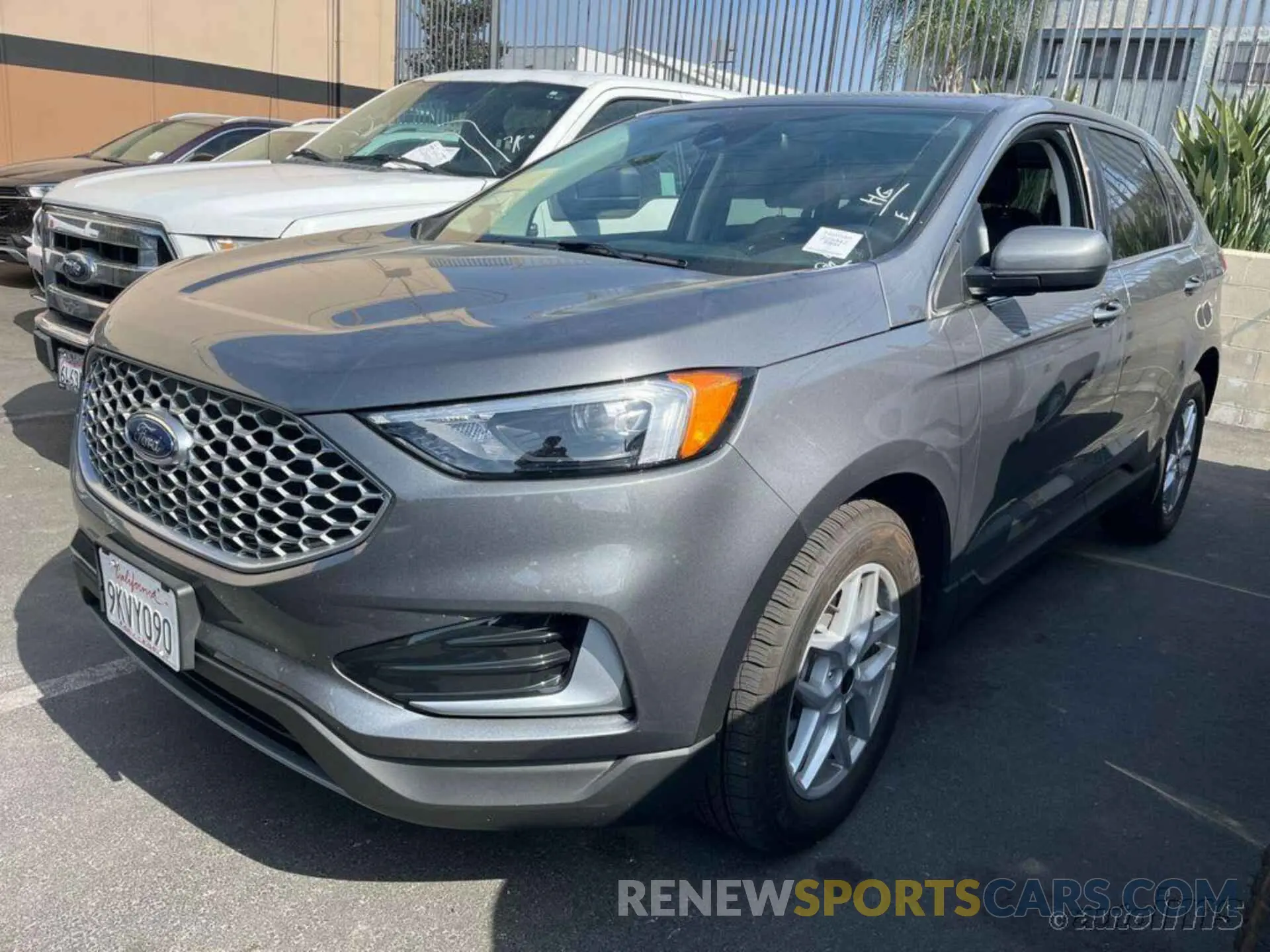 6 Photograph of a damaged car 2FMPK4J95RBA52793 FORD EDGE 2024