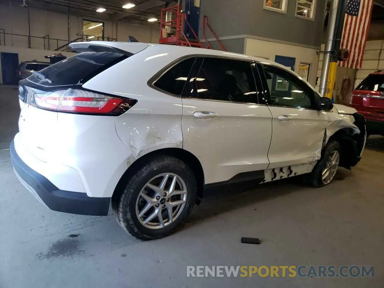3 Photograph of a damaged car 2FMPK4J95RBA76768 FORD EDGE 2024