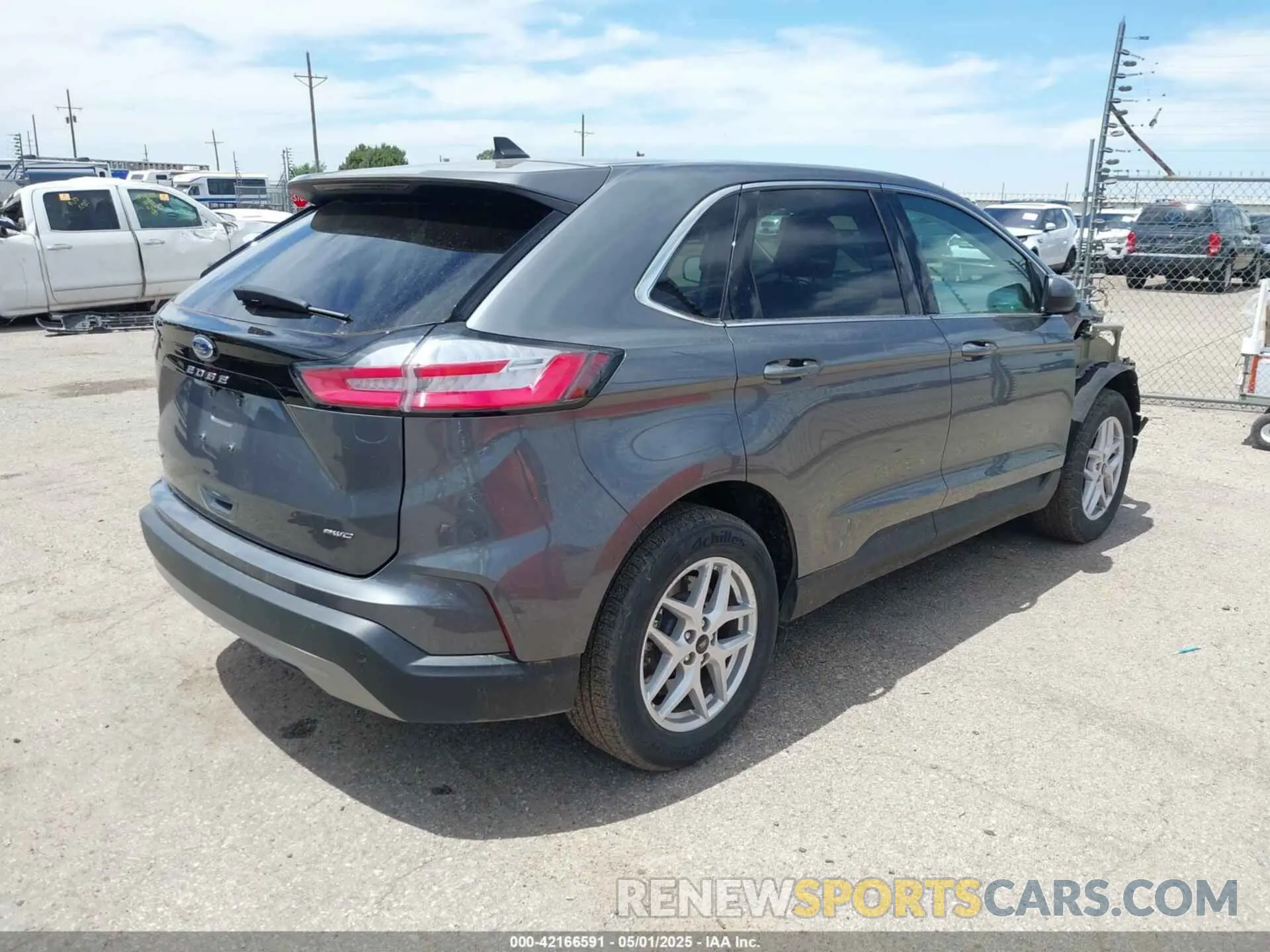 4 Photograph of a damaged car 2FMPK4J95RBA79749 FORD EDGE 2024