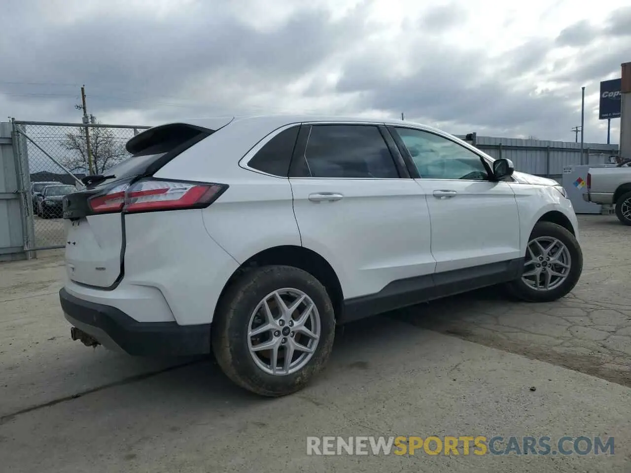 3 Photograph of a damaged car 2FMPK4J95RBB14757 FORD EDGE 2024