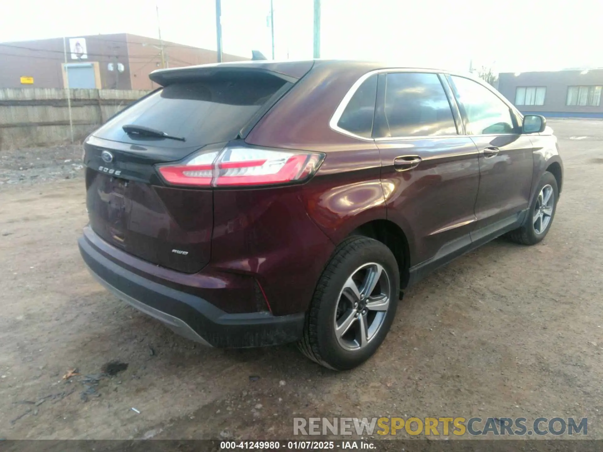 4 Photograph of a damaged car 2FMPK4J96RBA08415 FORD EDGE 2024