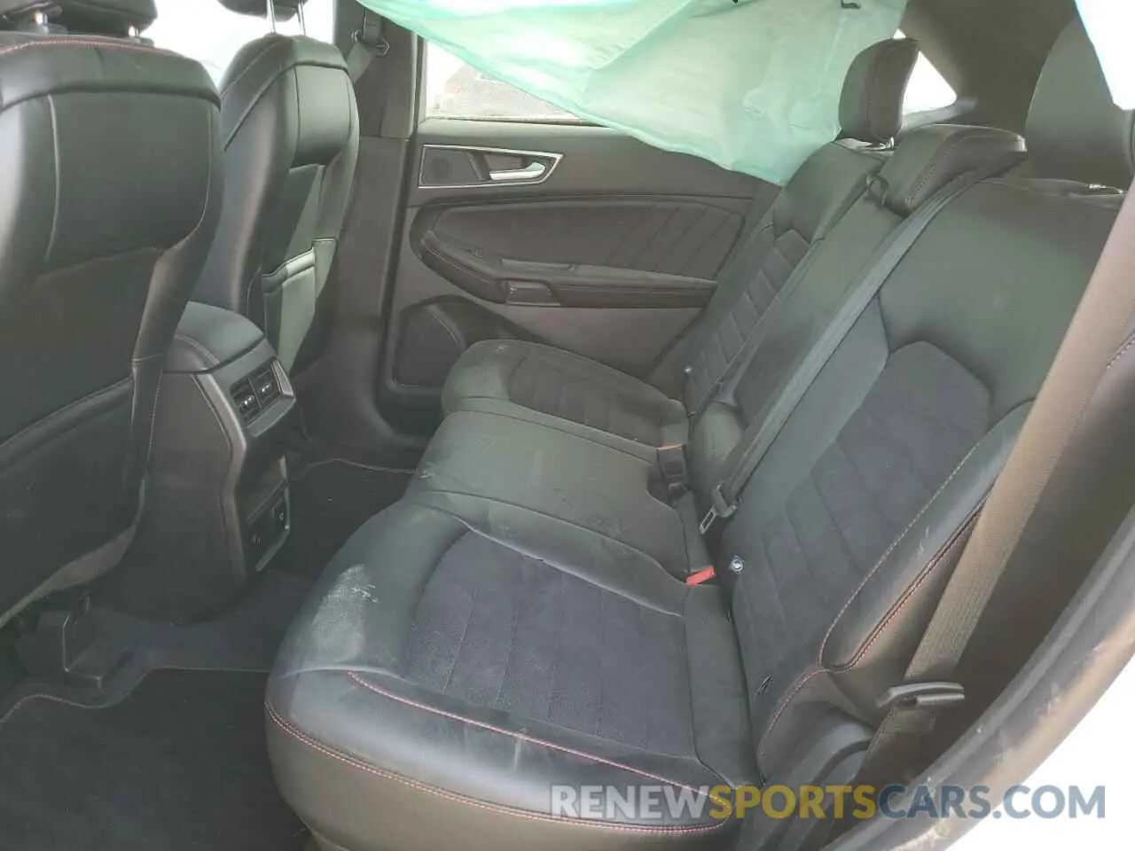 11 Photograph of a damaged car 2FMPK4J96RBA12917 FORD EDGE 2024