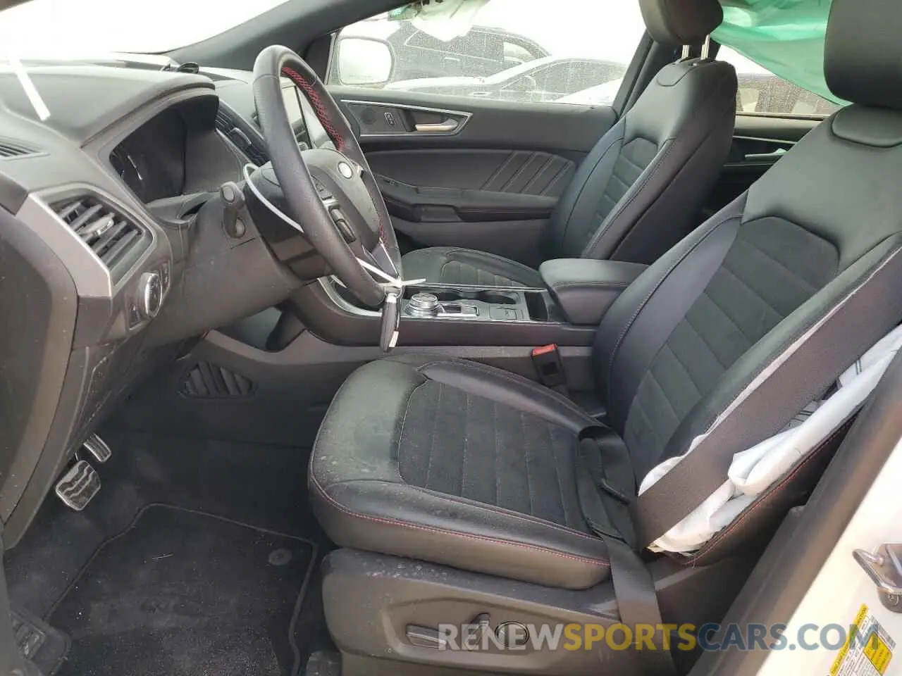 7 Photograph of a damaged car 2FMPK4J96RBA12917 FORD EDGE 2024
