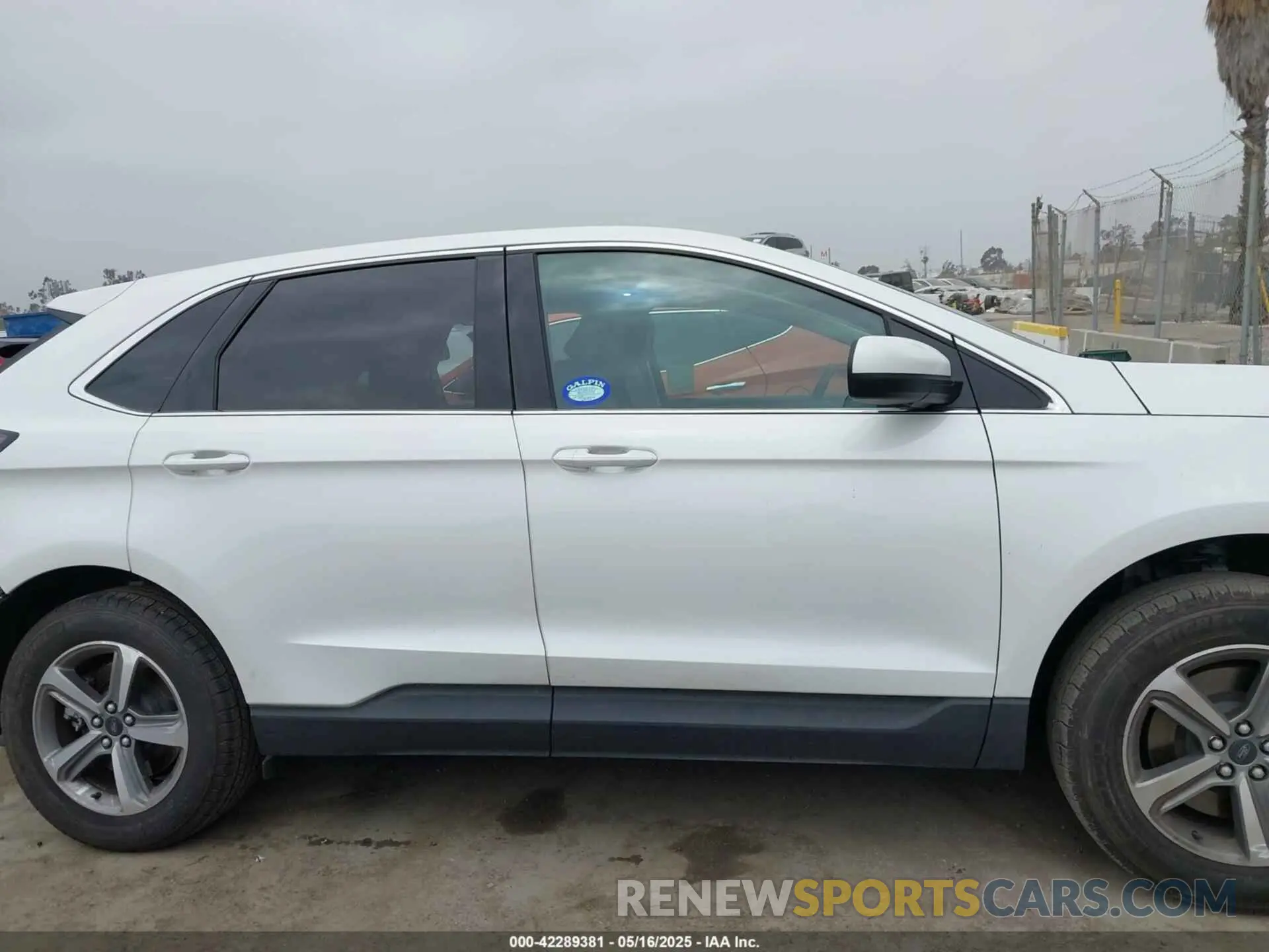14 Photograph of a damaged car 2FMPK4J96RBA40118 FORD EDGE 2024