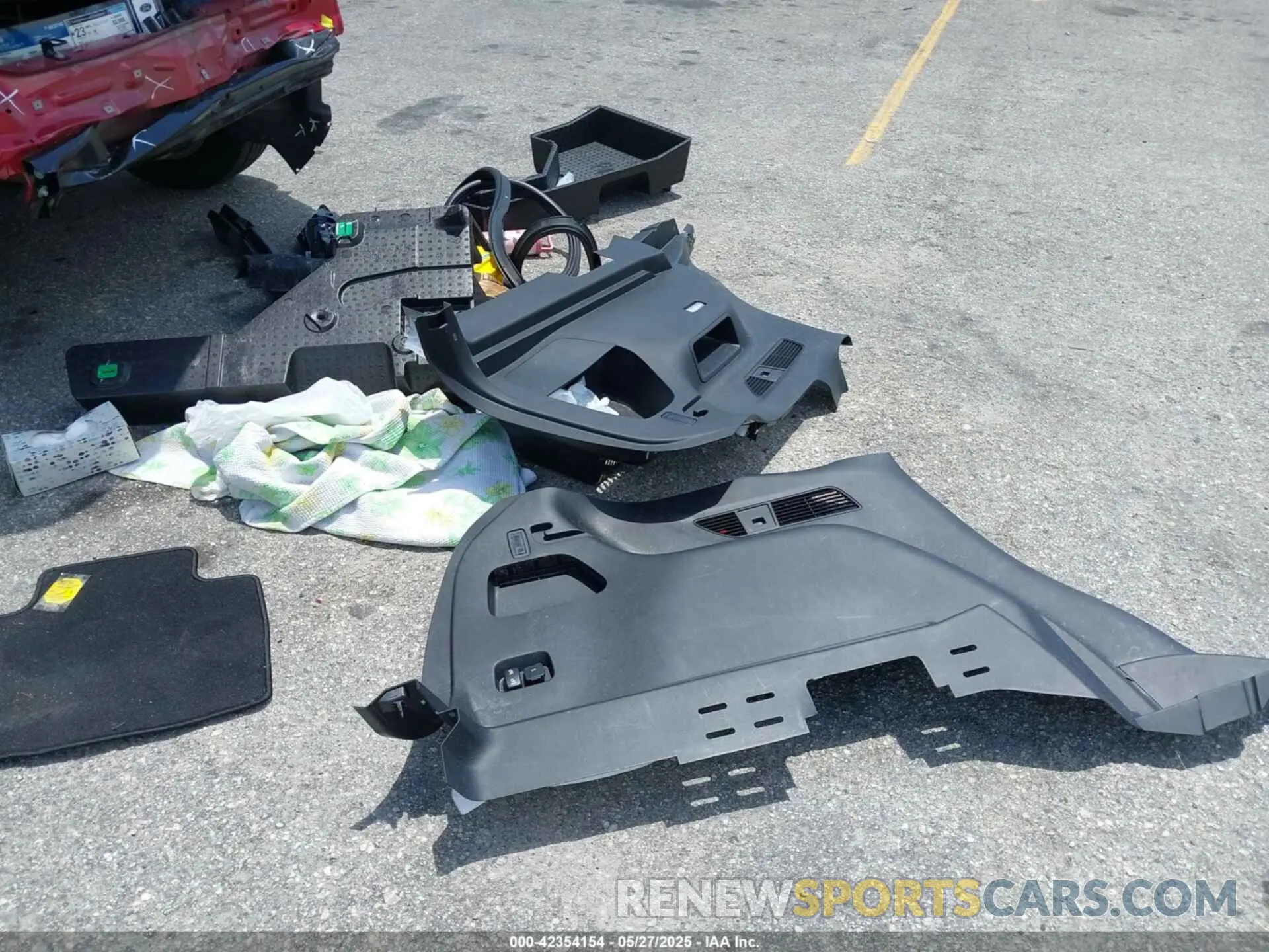 12 Photograph of a damaged car 2FMPK4J96RBA63768 FORD EDGE 2024