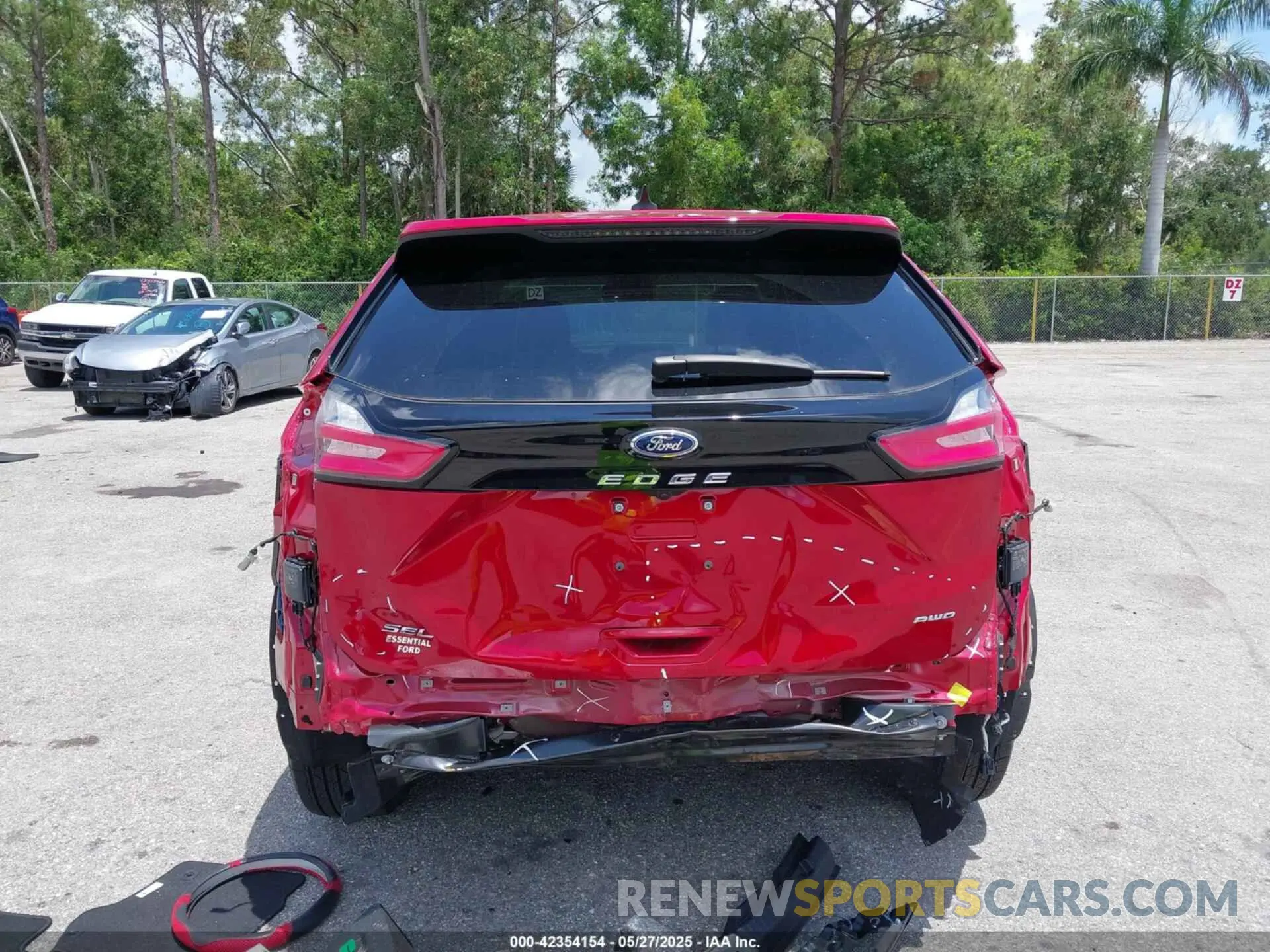 6 Photograph of a damaged car 2FMPK4J96RBA63768 FORD EDGE 2024