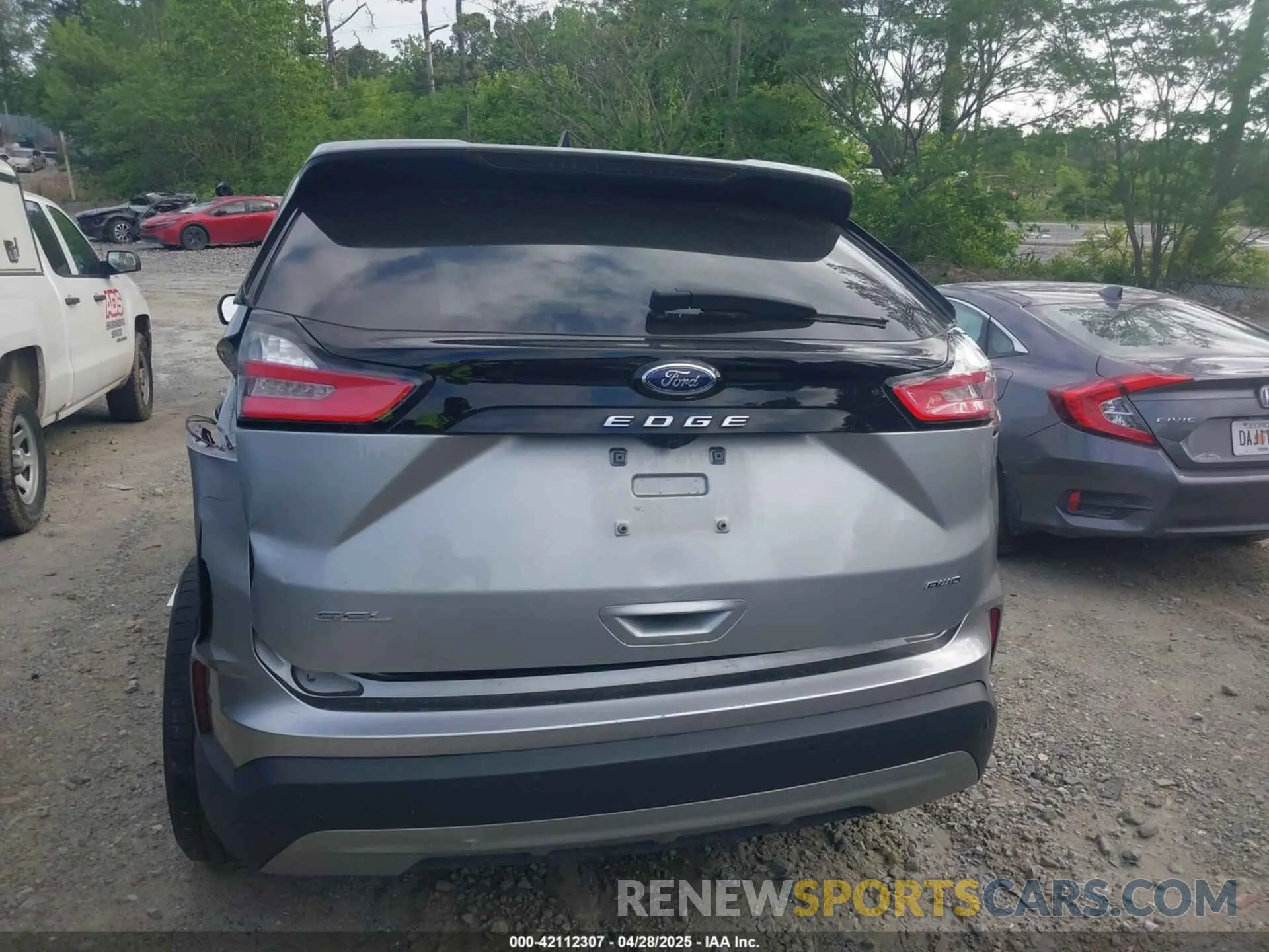 16 Photograph of a damaged car 2FMPK4J96RBA68565 FORD EDGE 2024