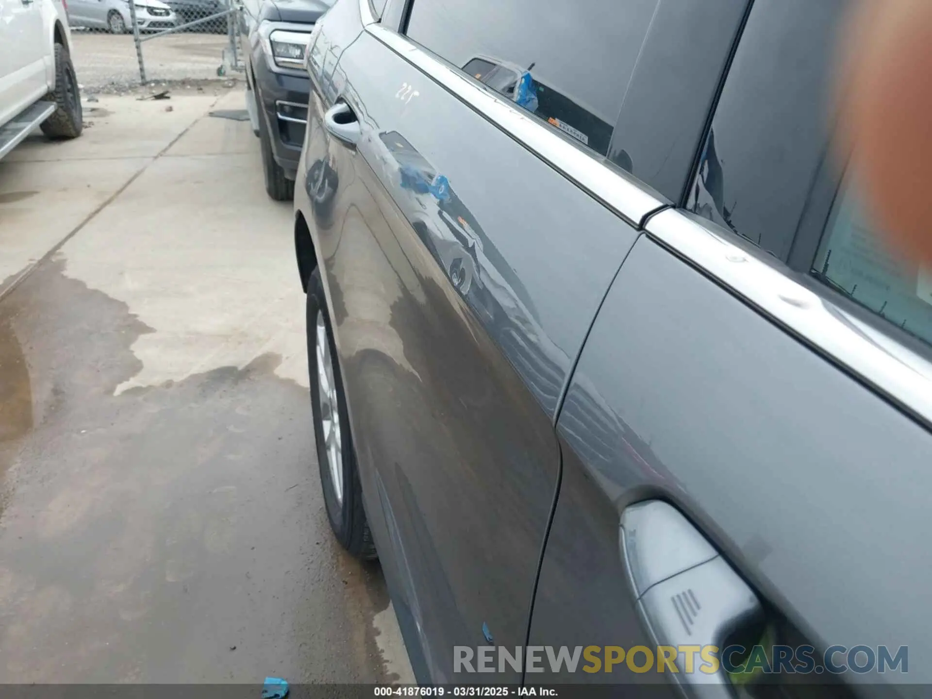 18 Photograph of a damaged car 2FMPK4J96RBA80425 FORD EDGE 2024