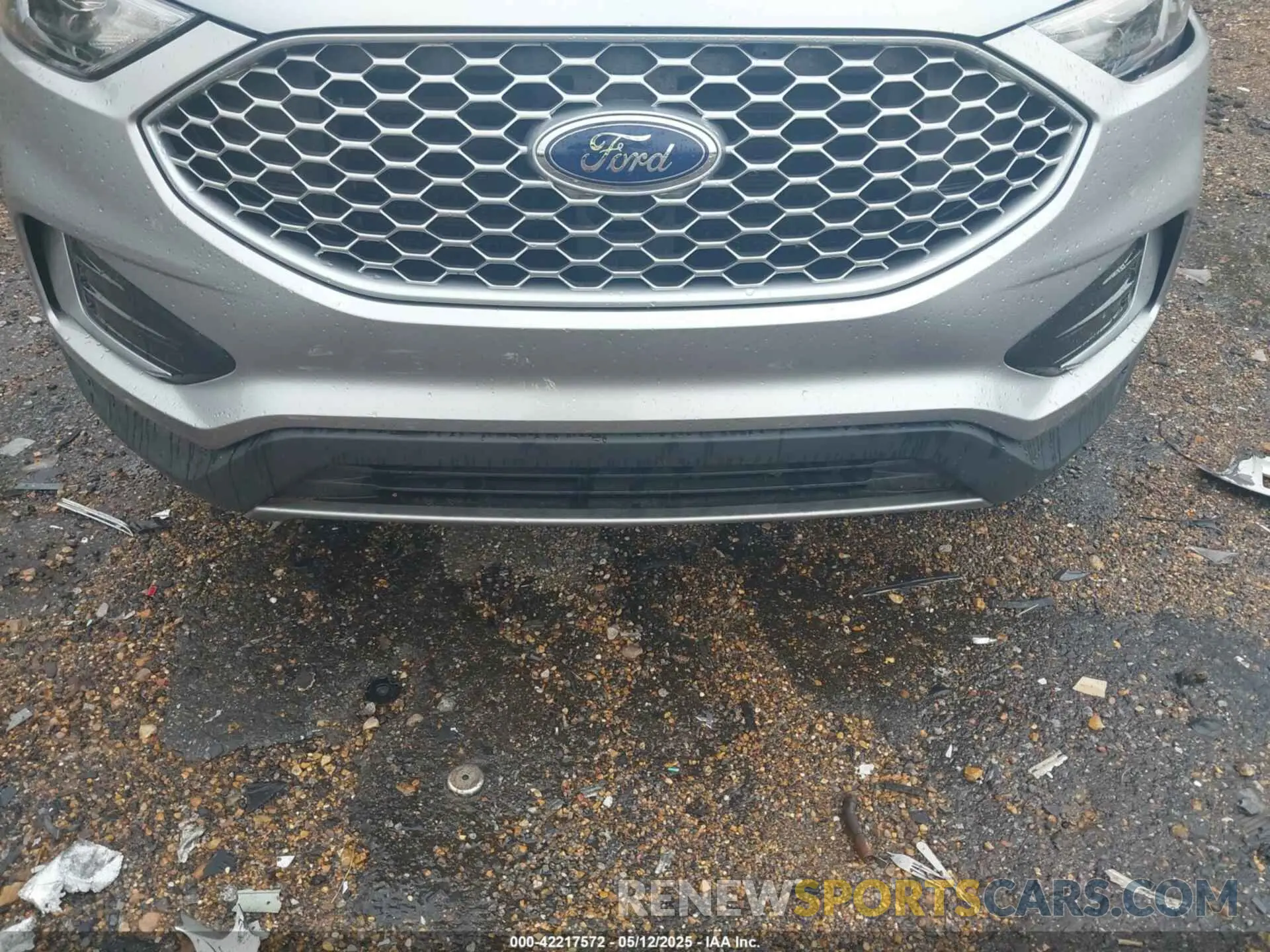 18 Photograph of a damaged car 2FMPK4J96RBB00222 FORD EDGE 2024