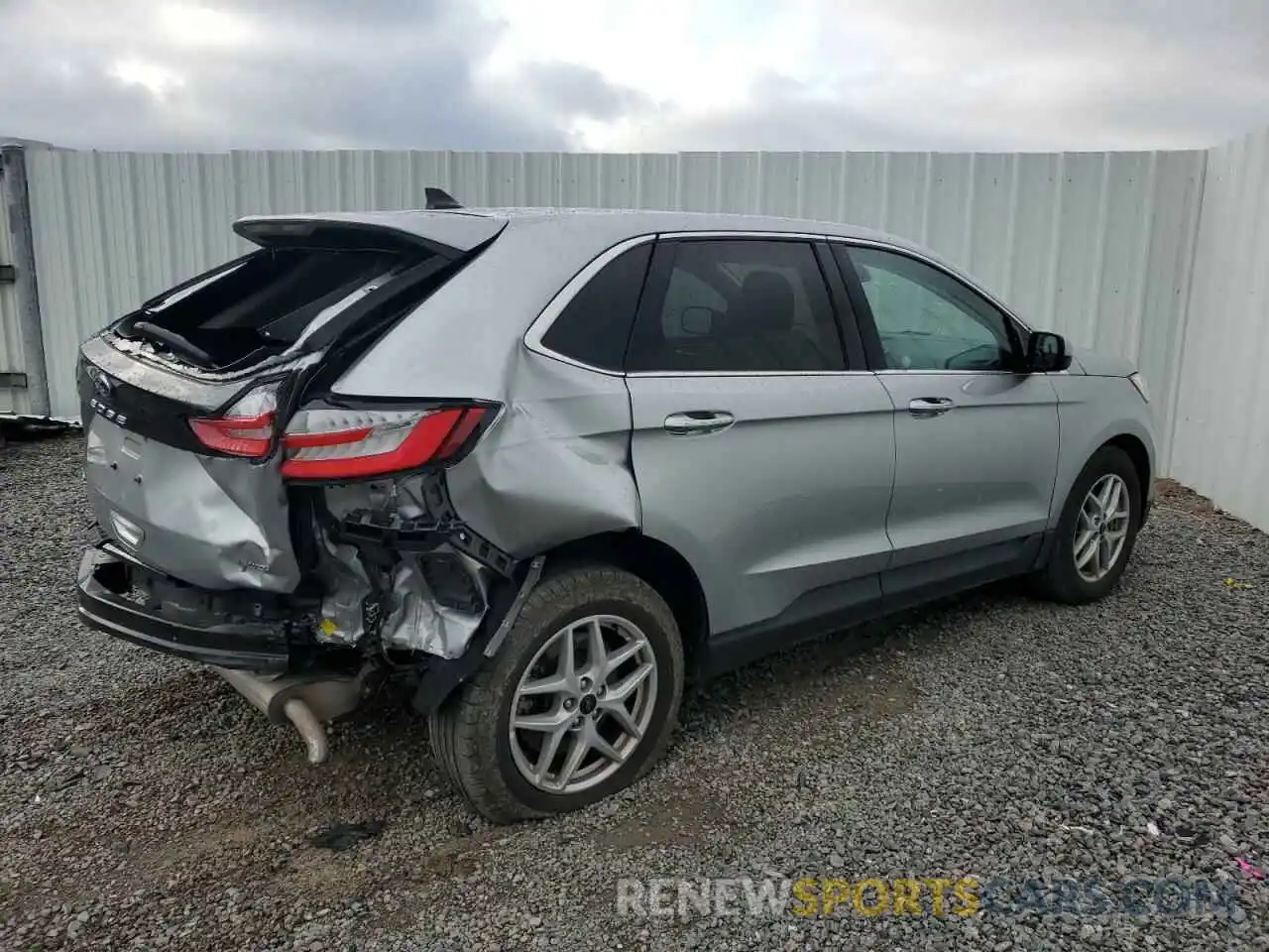 3 Photograph of a damaged car 2FMPK4J97RBA77663 FORD EDGE 2024