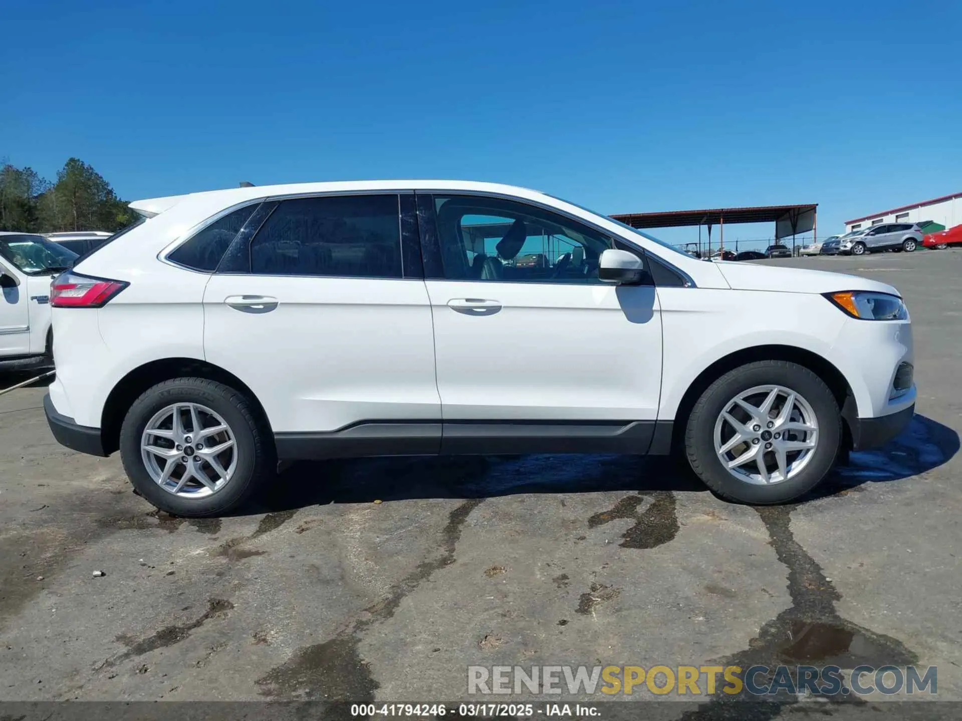 13 Photograph of a damaged car 2FMPK4J97RBA81681 FORD EDGE 2024