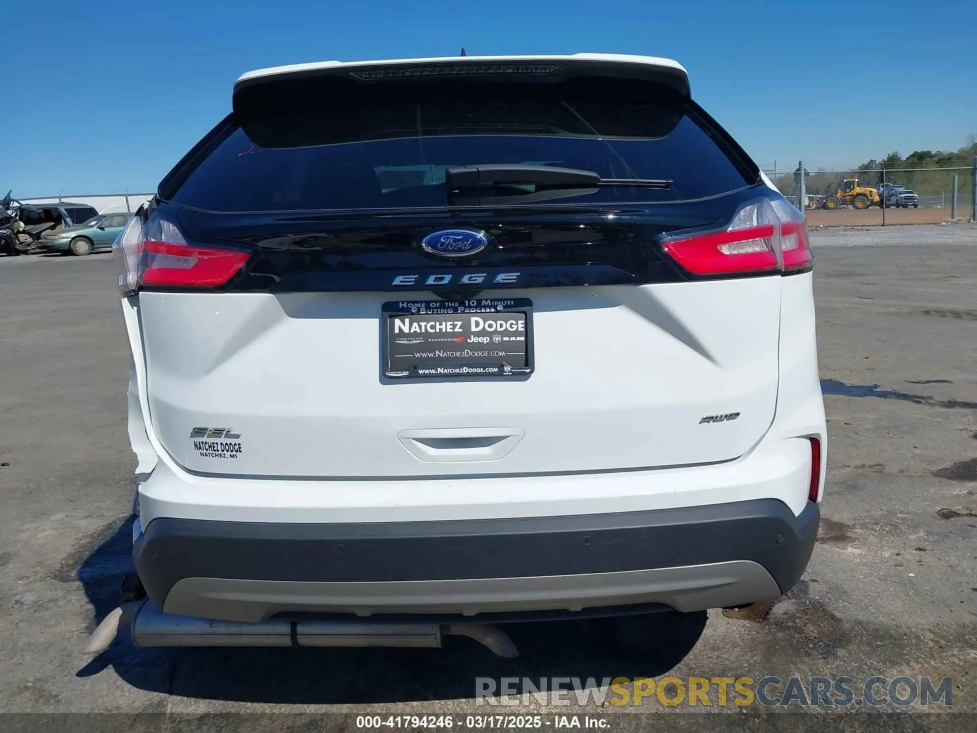 17 Photograph of a damaged car 2FMPK4J97RBA81681 FORD EDGE 2024