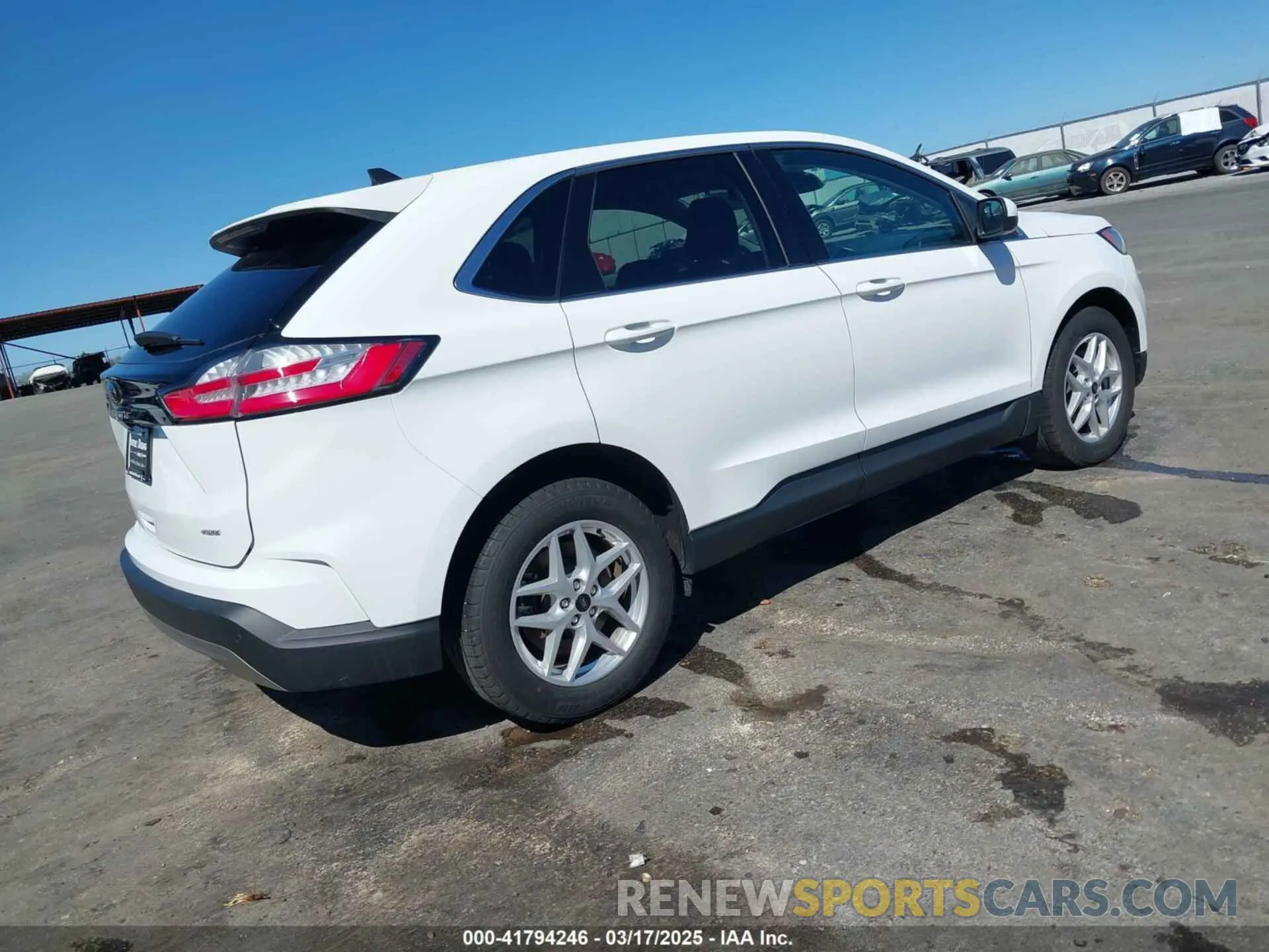 4 Photograph of a damaged car 2FMPK4J97RBA81681 FORD EDGE 2024