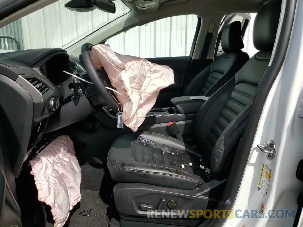 7 Photograph of a damaged car 2FMPK4J97RBA99873 FORD EDGE 2024