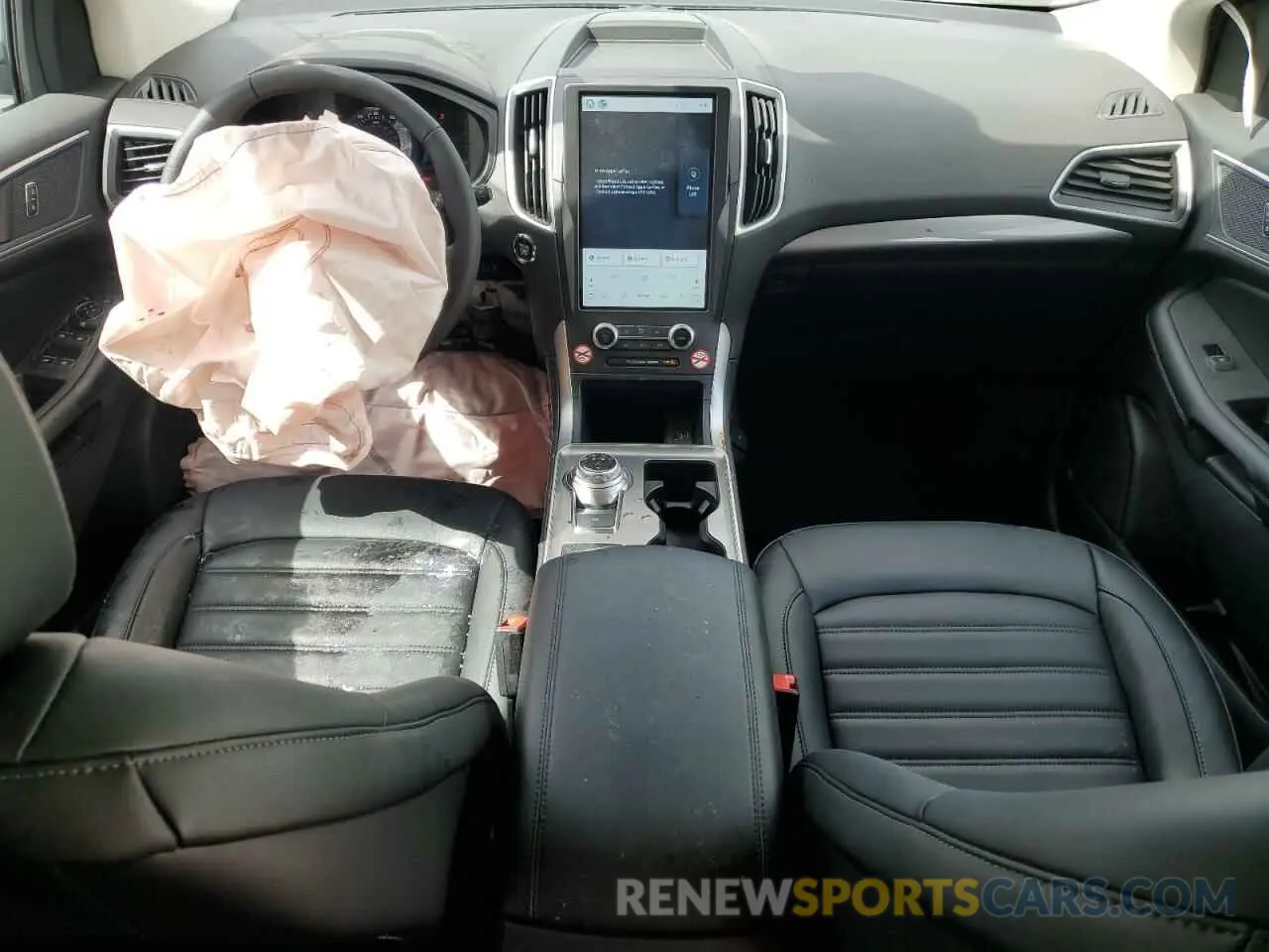 8 Photograph of a damaged car 2FMPK4J97RBA99873 FORD EDGE 2024