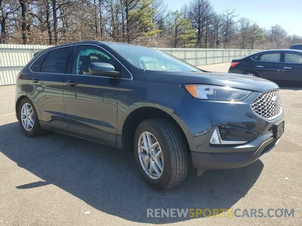 4 Photograph of a damaged car 2FMPK4J98RBA42503 FORD EDGE 2024