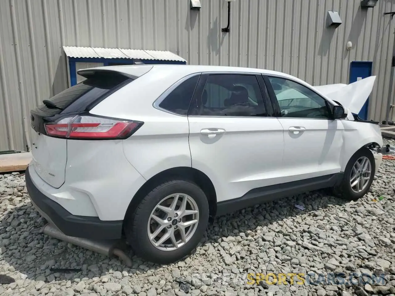 3 Photograph of a damaged car 2FMPK4J98RBA76294 FORD EDGE 2024