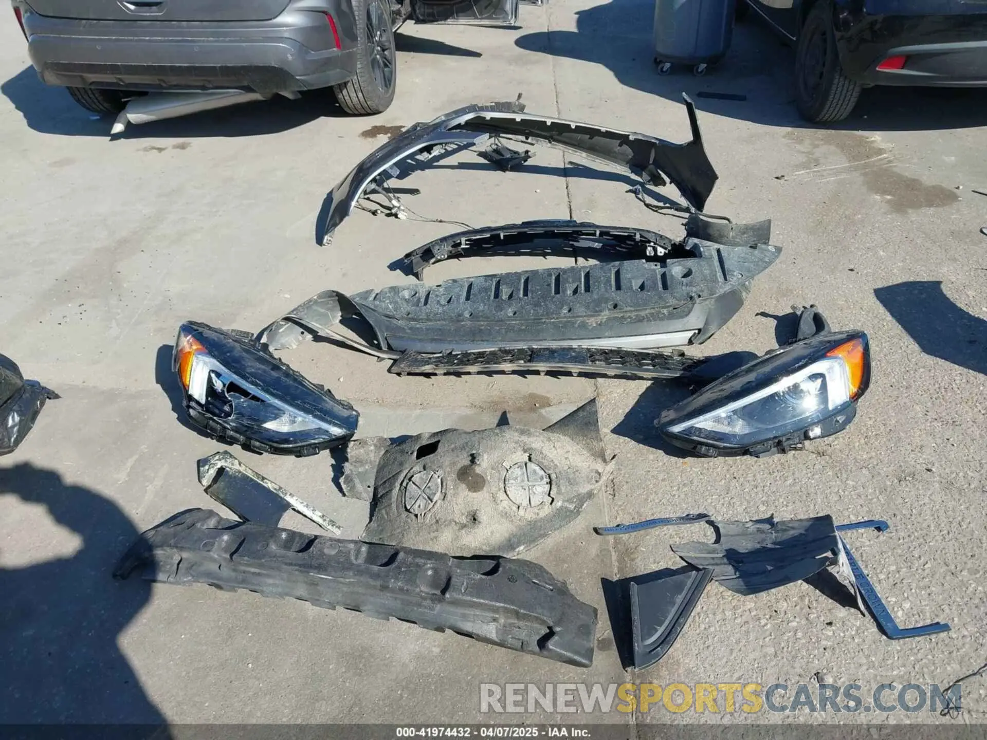 12 Photograph of a damaged car 2FMPK4J99RBA17514 FORD EDGE 2024
