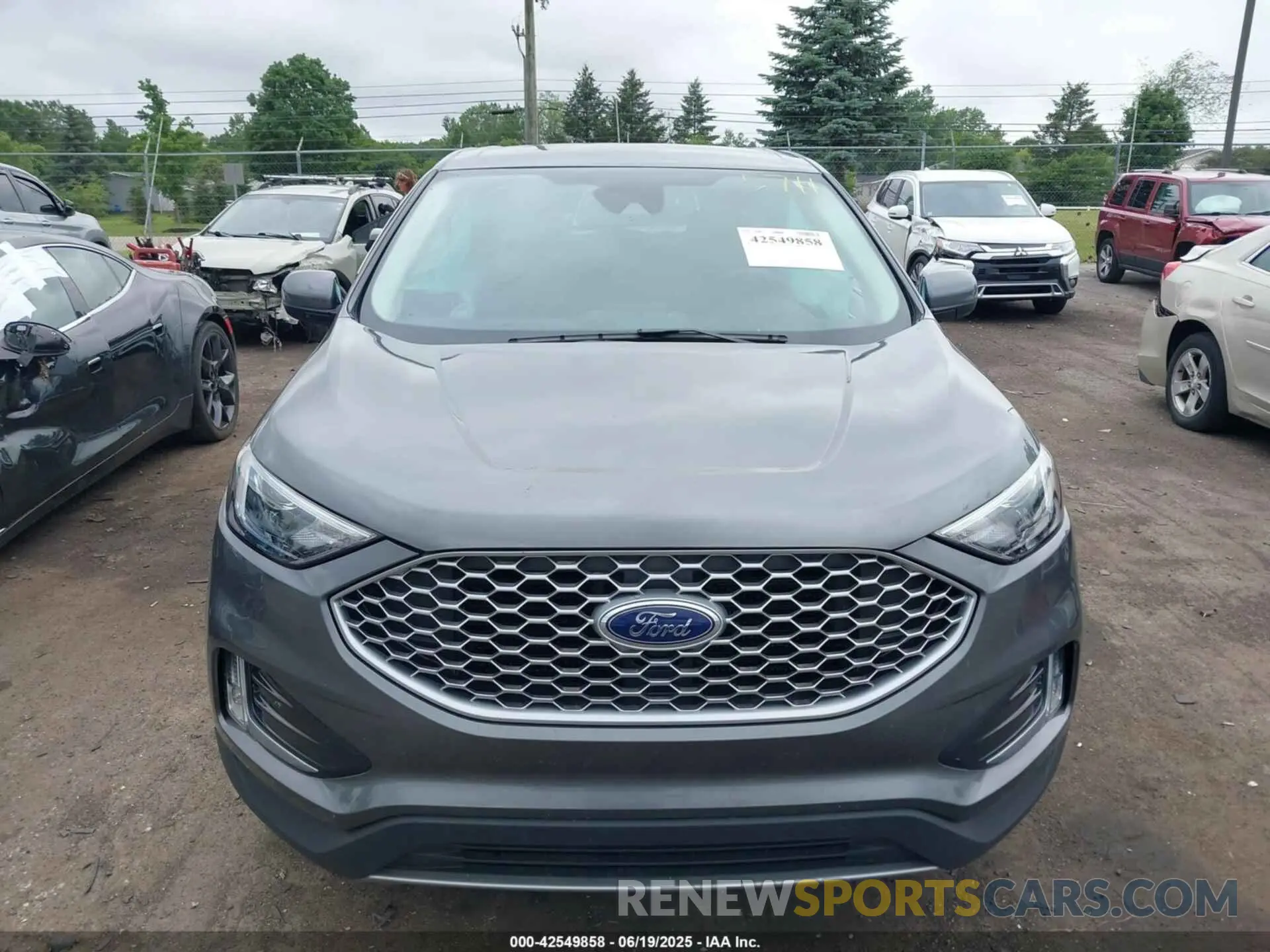 12 Photograph of a damaged car 2FMPK4J99RBA65711 FORD EDGE 2024