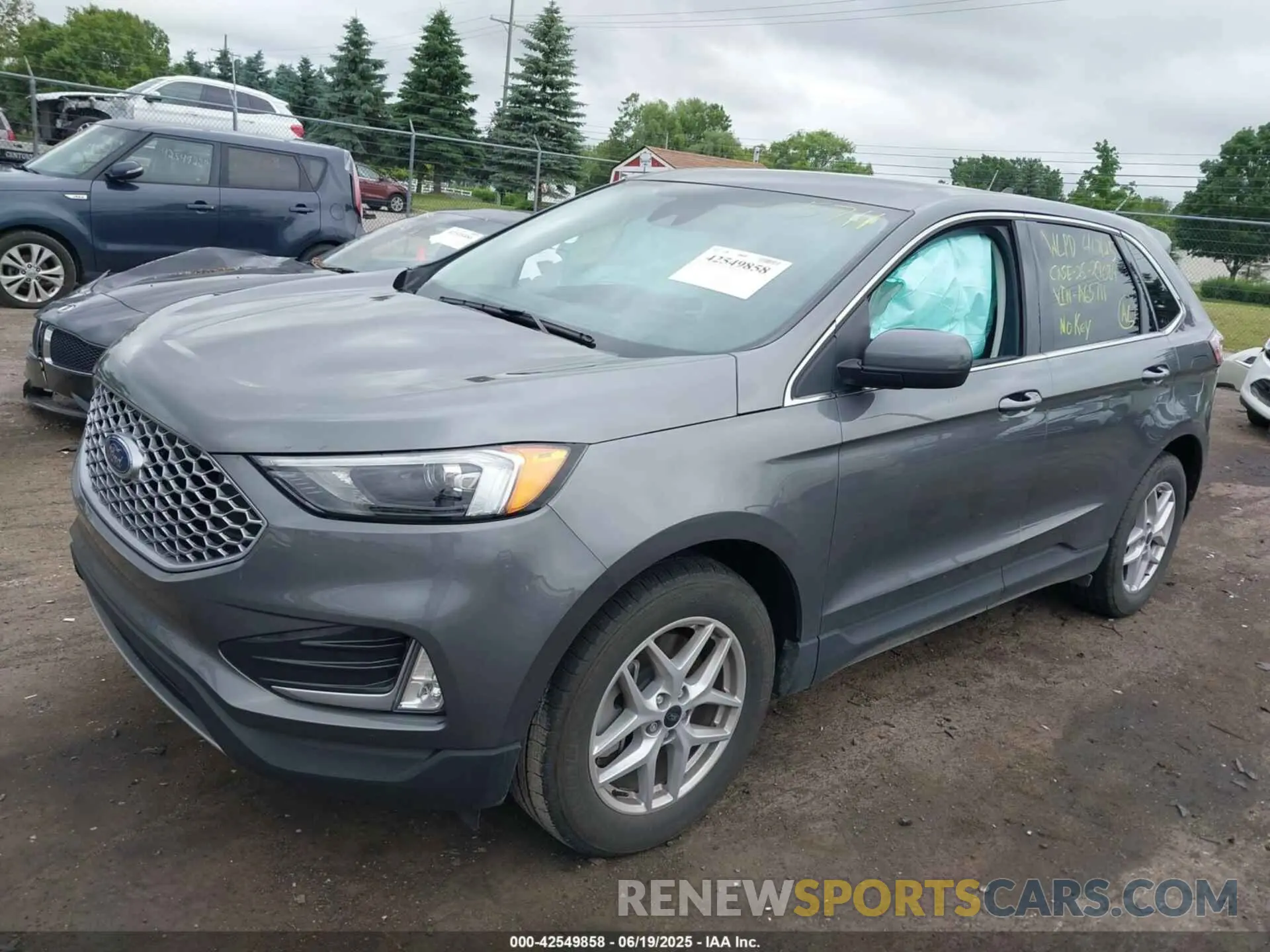 2 Photograph of a damaged car 2FMPK4J99RBA65711 FORD EDGE 2024