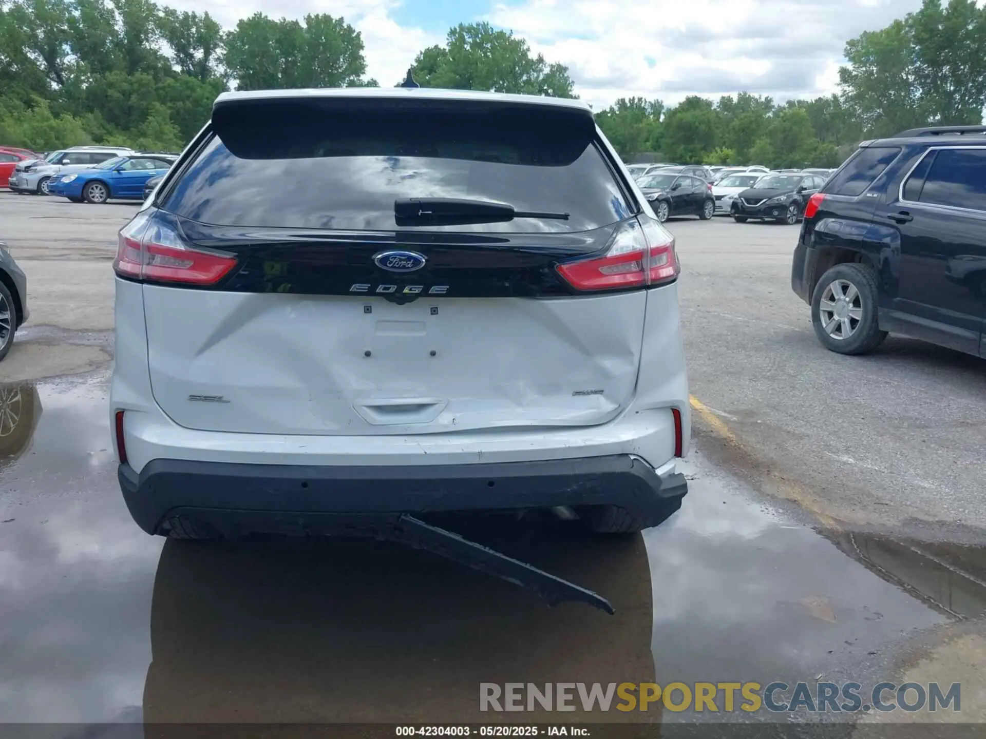 16 Photograph of a damaged car 2FMPK4J99RBA88647 FORD EDGE 2024
