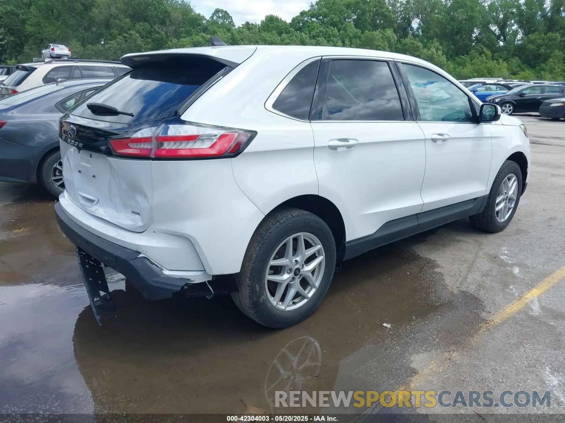 4 Photograph of a damaged car 2FMPK4J99RBA88647 FORD EDGE 2024