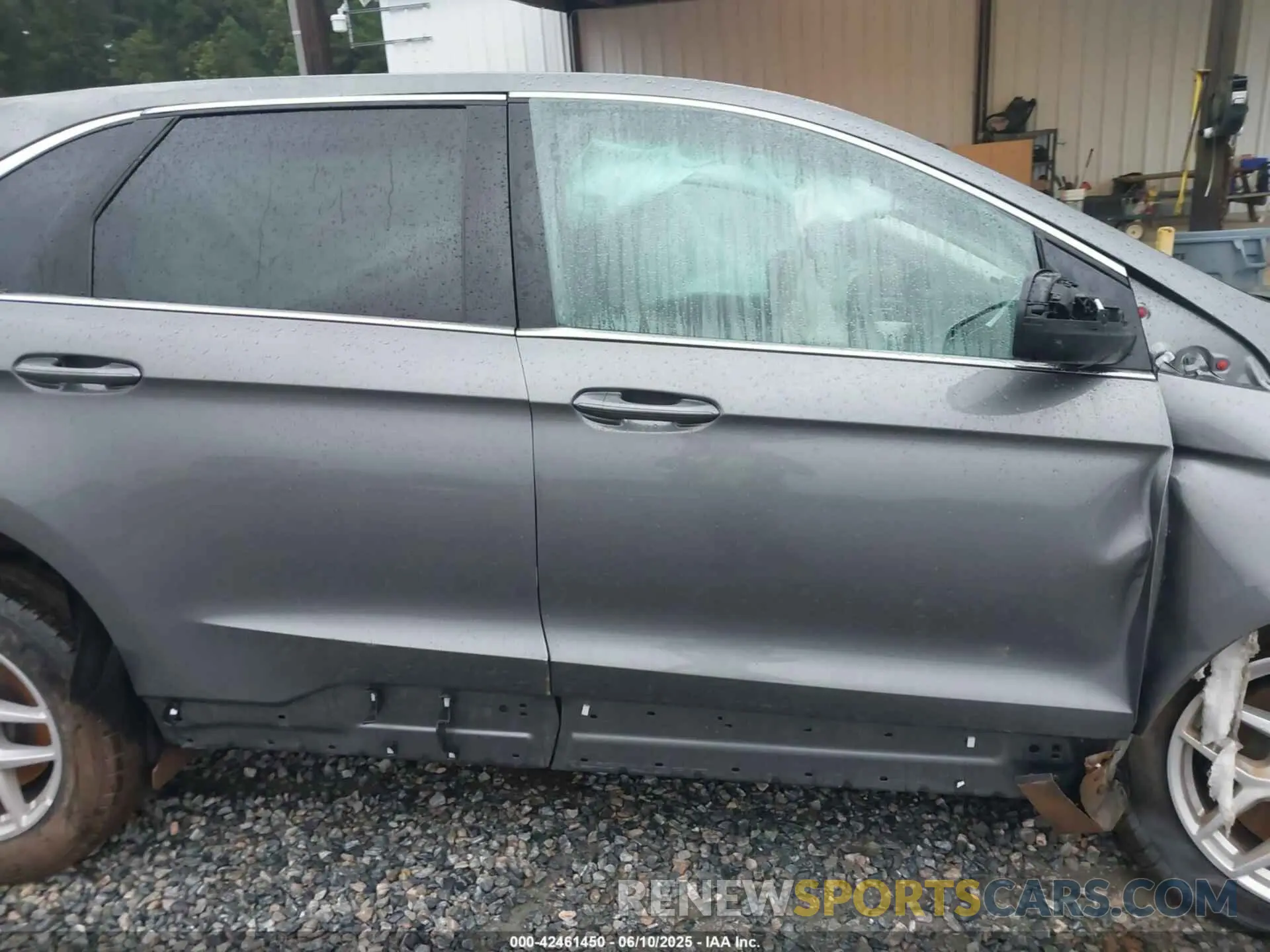12 Photograph of a damaged car 2FMPK4J99RBA95453 FORD EDGE 2024