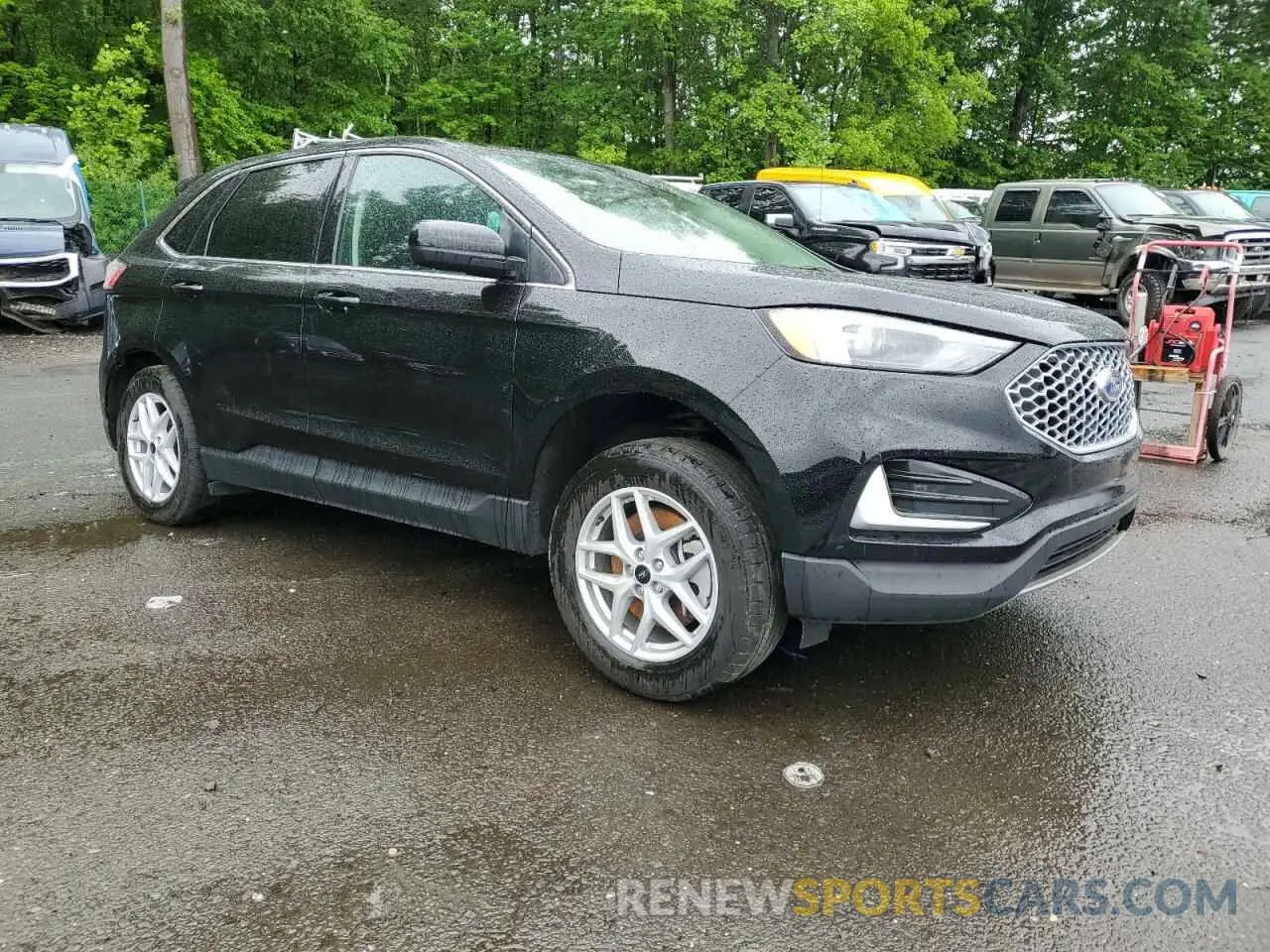 4 Photograph of a damaged car 2FMPK4J99RBB00666 FORD EDGE 2024
