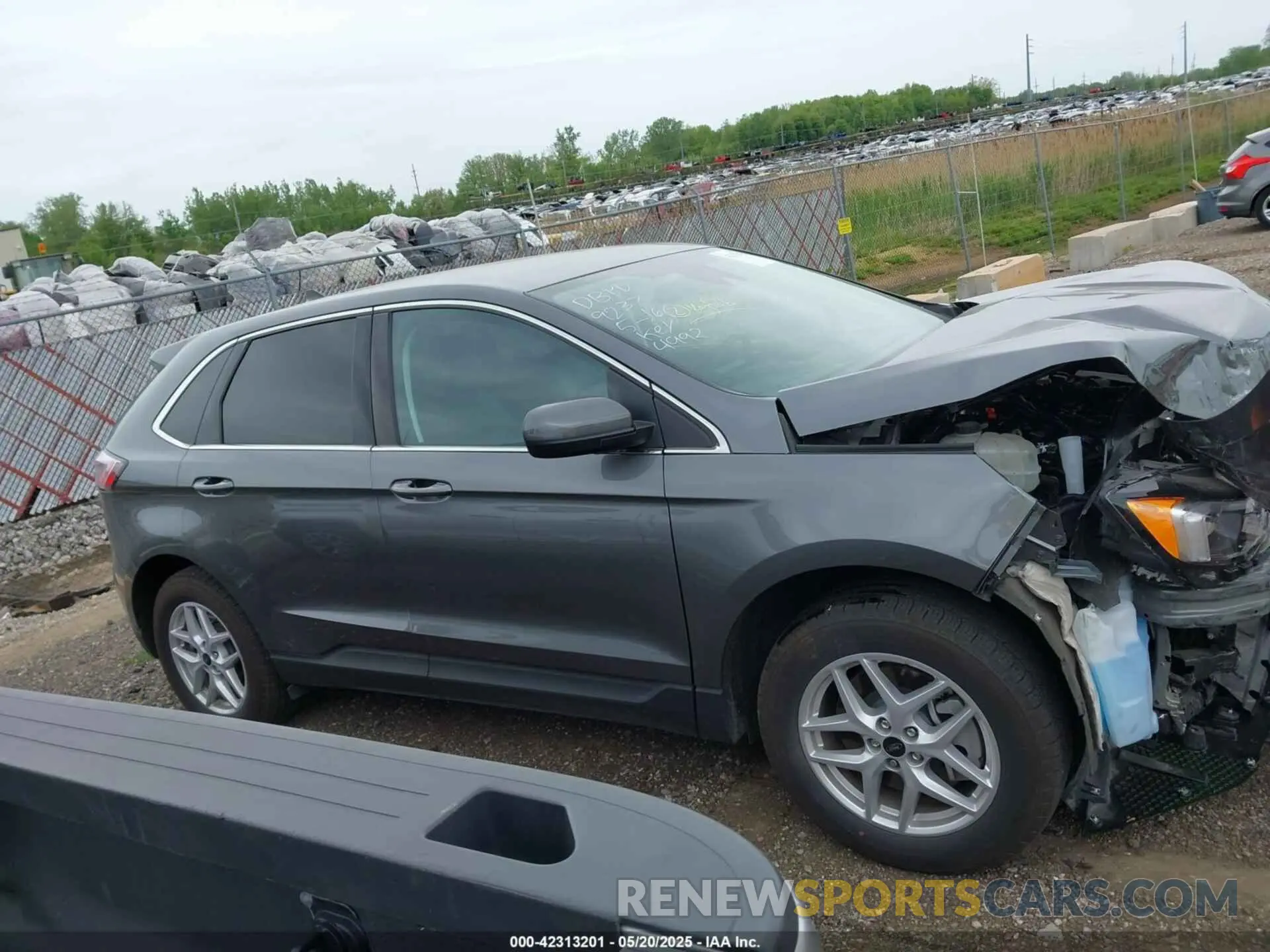 13 Photograph of a damaged car 2FMPK4J99RBB04992 FORD EDGE 2024