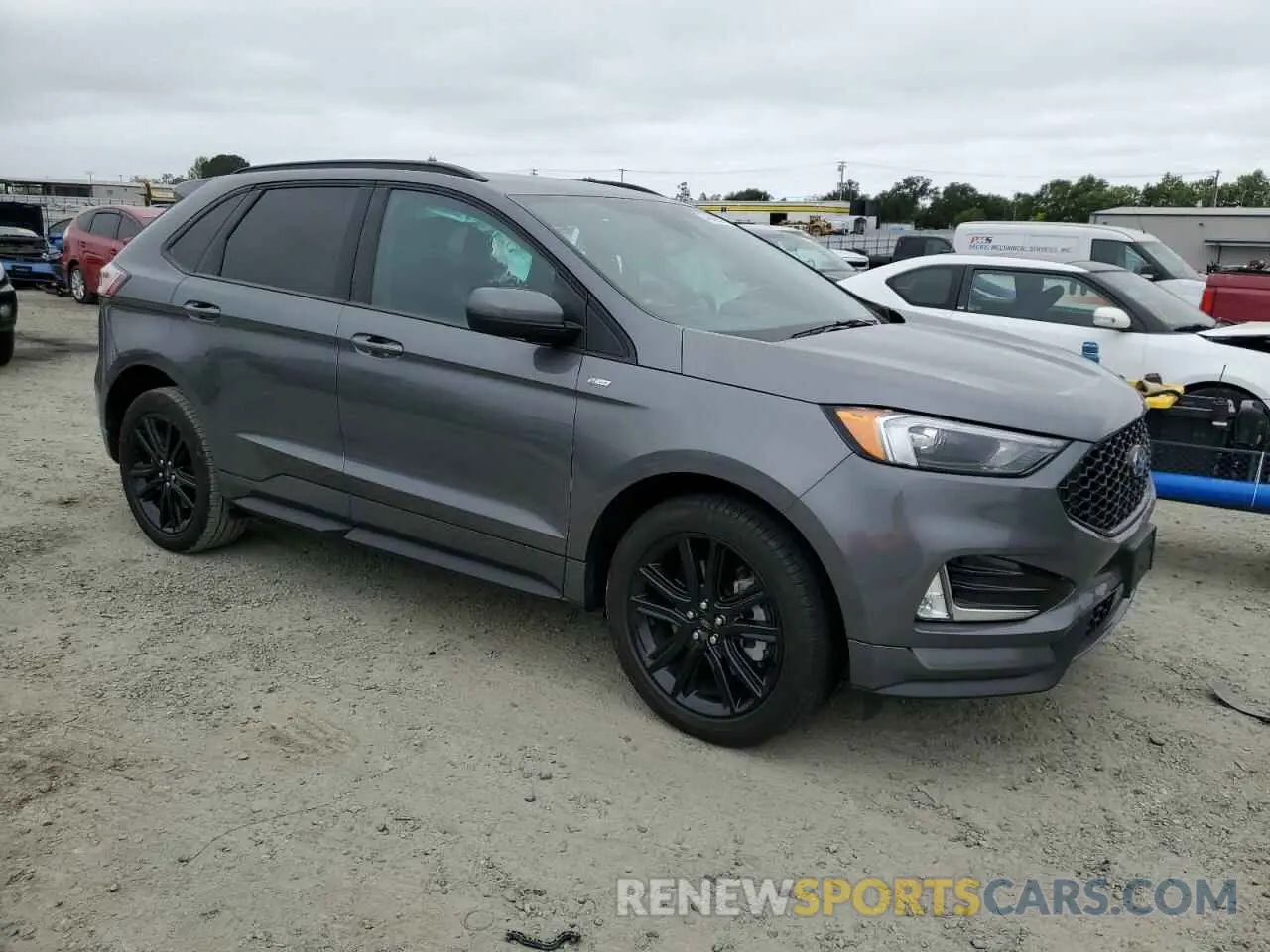 4 Photograph of a damaged car 2FMPK4J9XRBA06232 FORD EDGE 2024