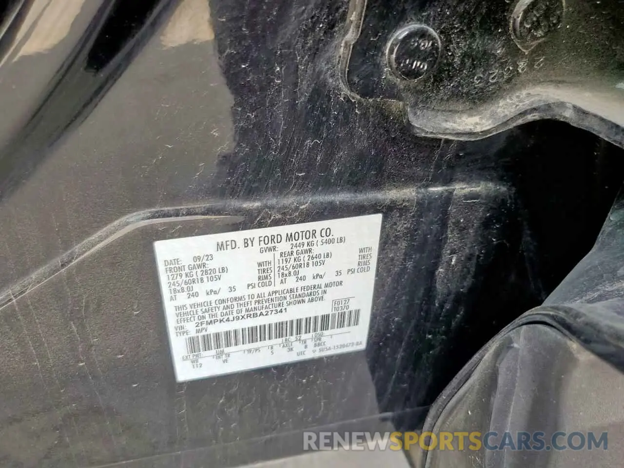 13 Photograph of a damaged car 2FMPK4J9XRBA27341 FORD EDGE 2024