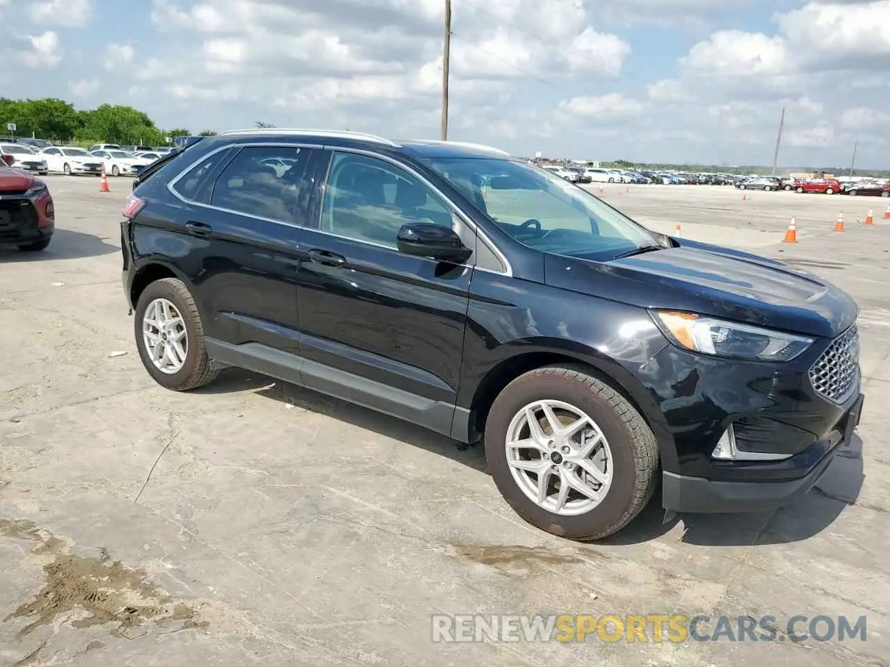 4 Photograph of a damaged car 2FMPK4J9XRBA27341 FORD EDGE 2024