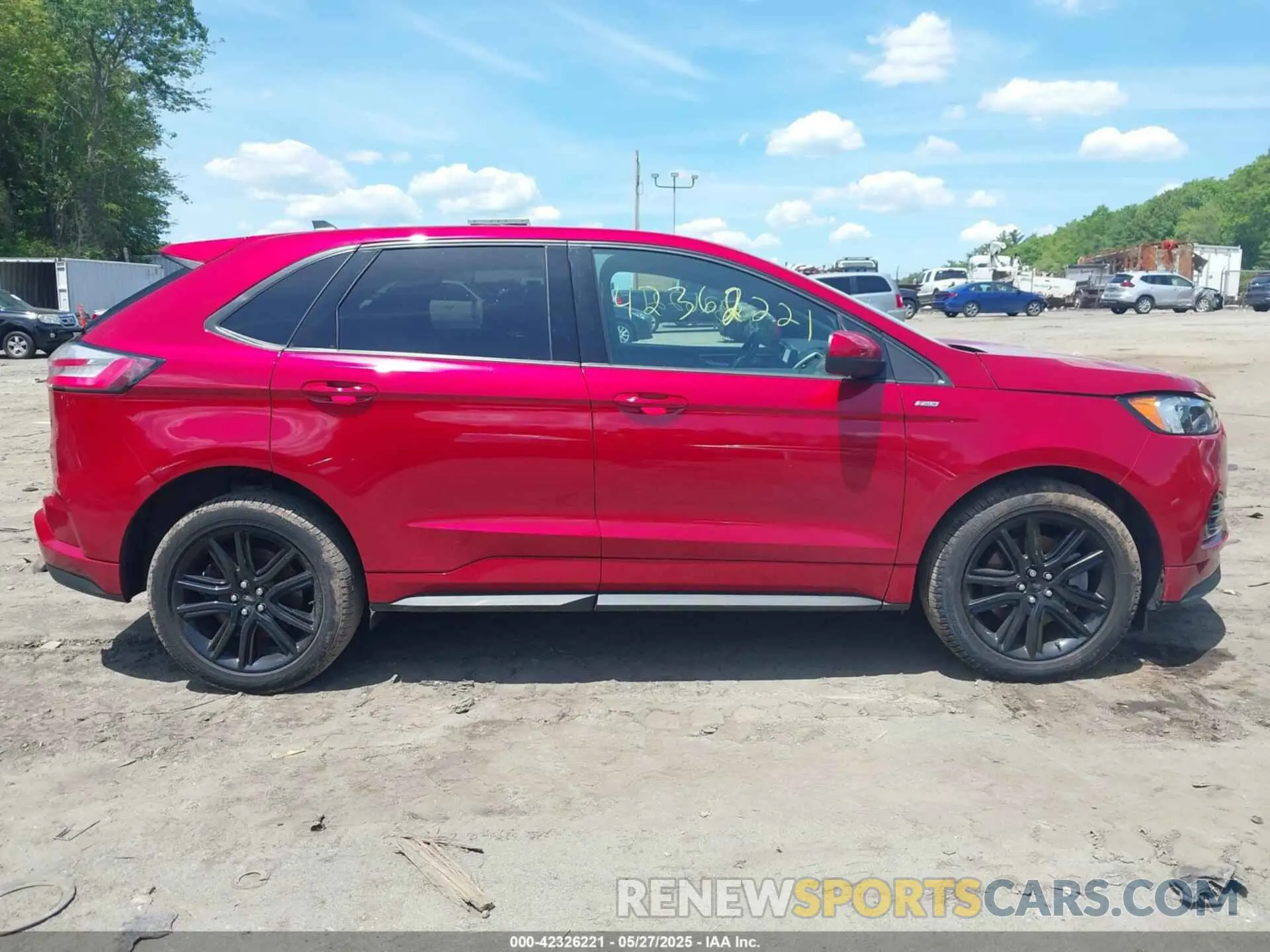 13 Photograph of a damaged car 2FMPK4J9XRBA30109 FORD EDGE 2024
