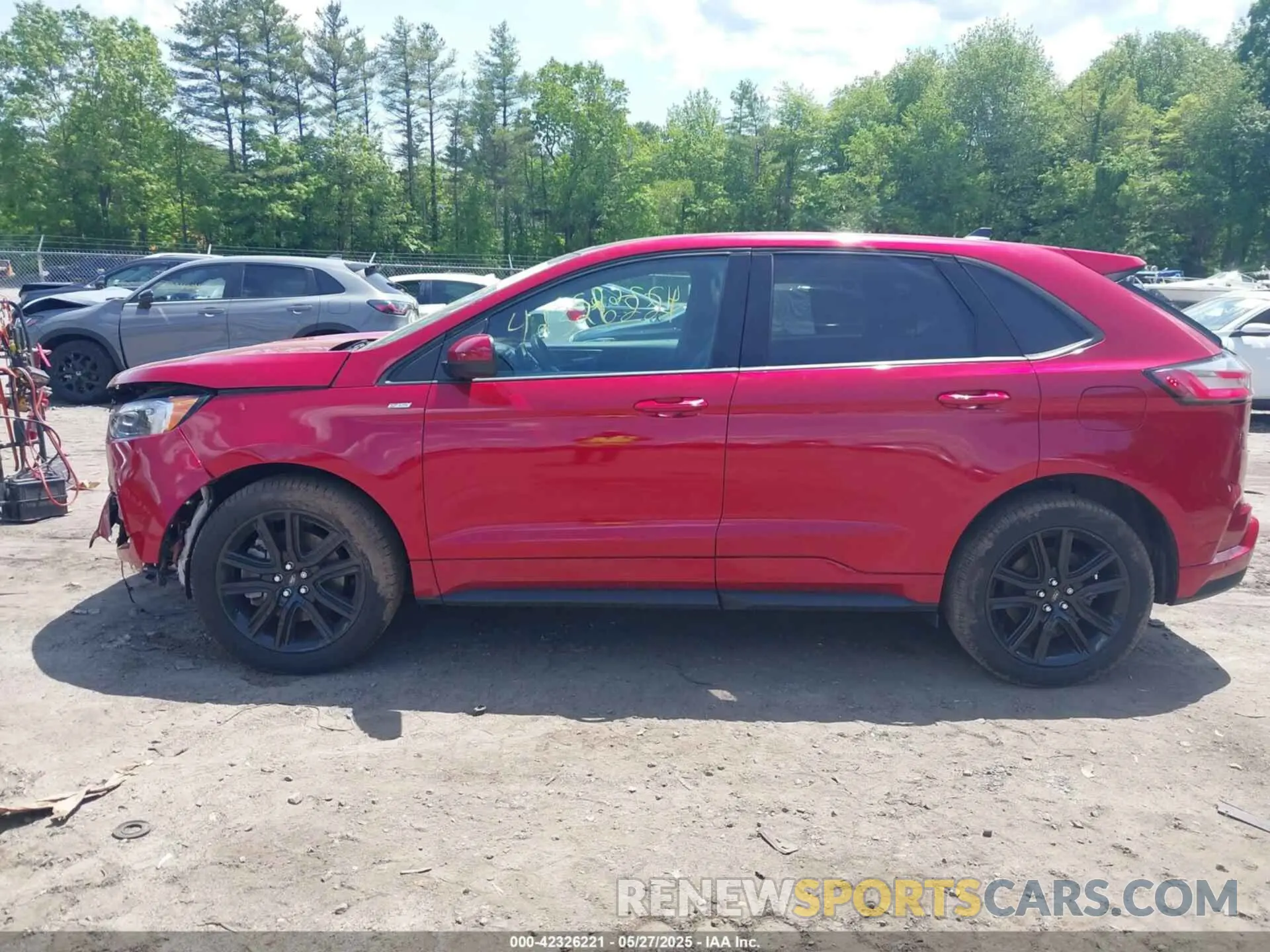 14 Photograph of a damaged car 2FMPK4J9XRBA30109 FORD EDGE 2024