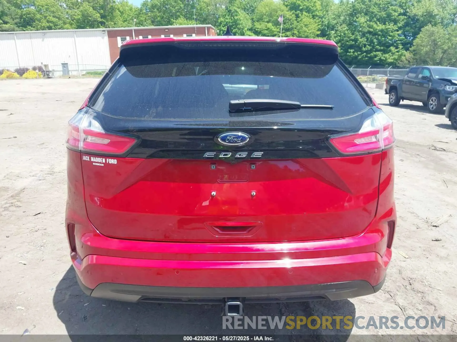 16 Photograph of a damaged car 2FMPK4J9XRBA30109 FORD EDGE 2024