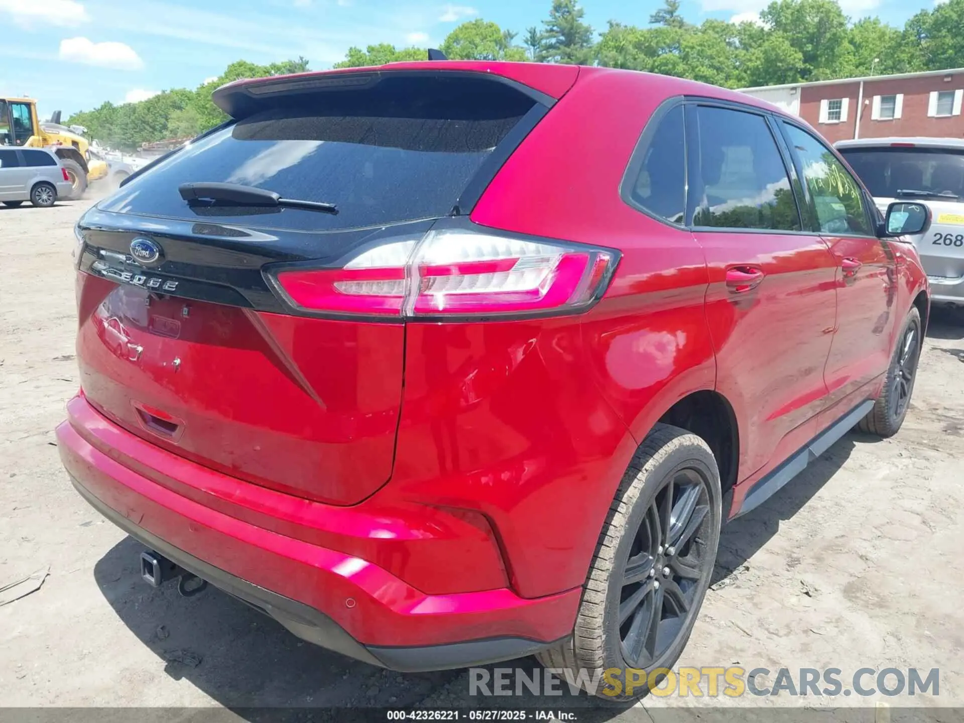 4 Photograph of a damaged car 2FMPK4J9XRBA30109 FORD EDGE 2024