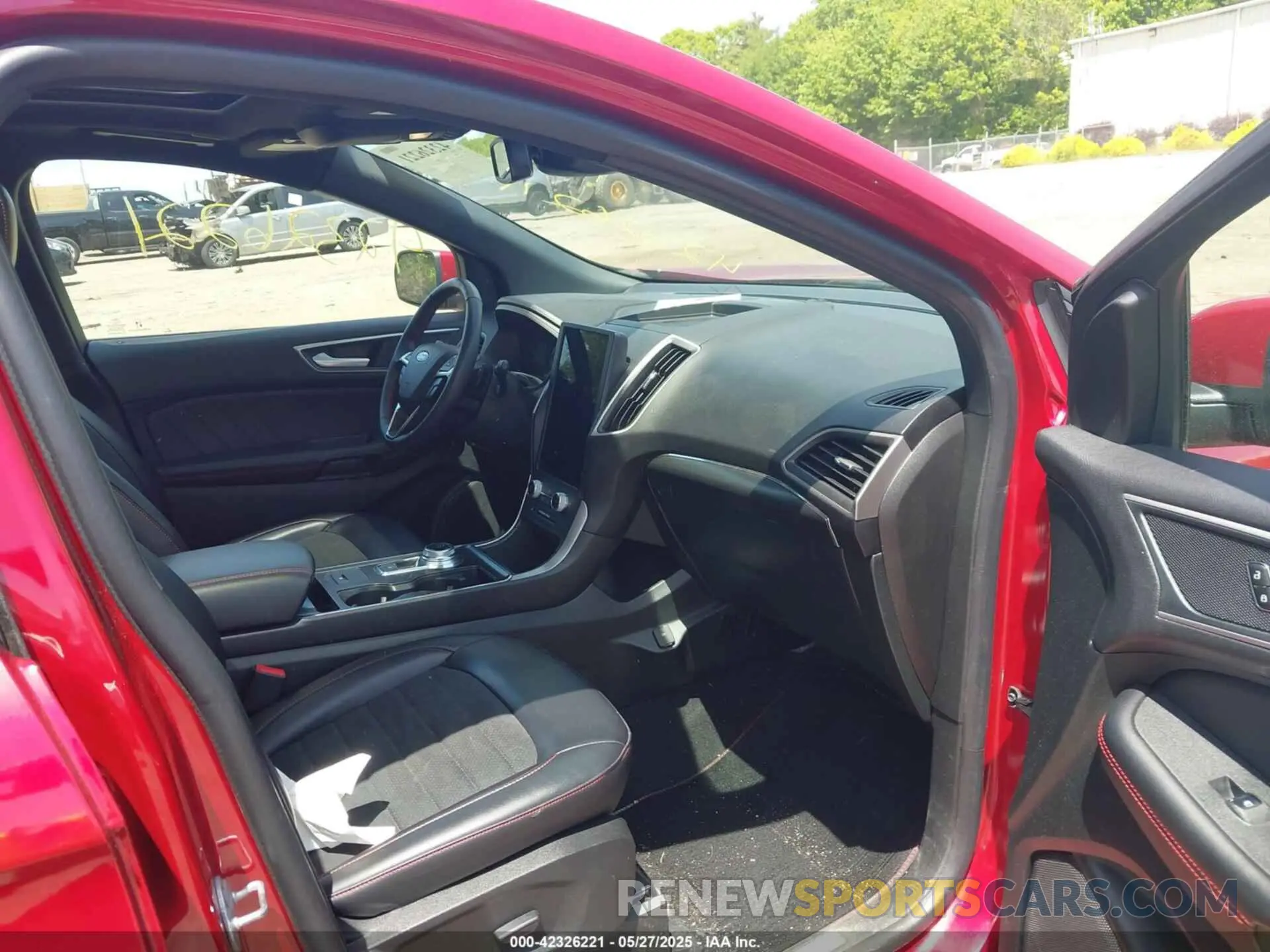 5 Photograph of a damaged car 2FMPK4J9XRBA30109 FORD EDGE 2024