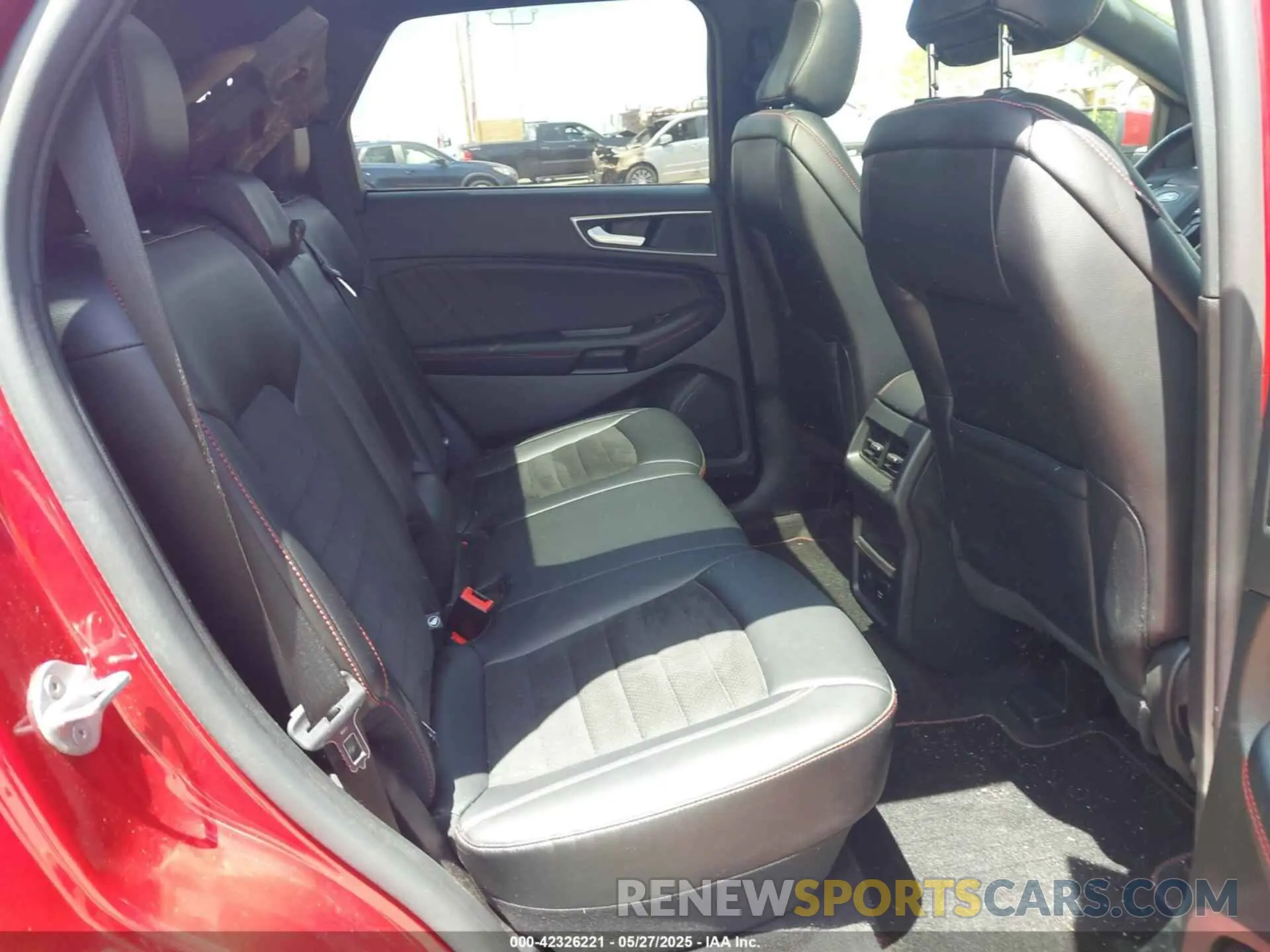 8 Photograph of a damaged car 2FMPK4J9XRBA30109 FORD EDGE 2024