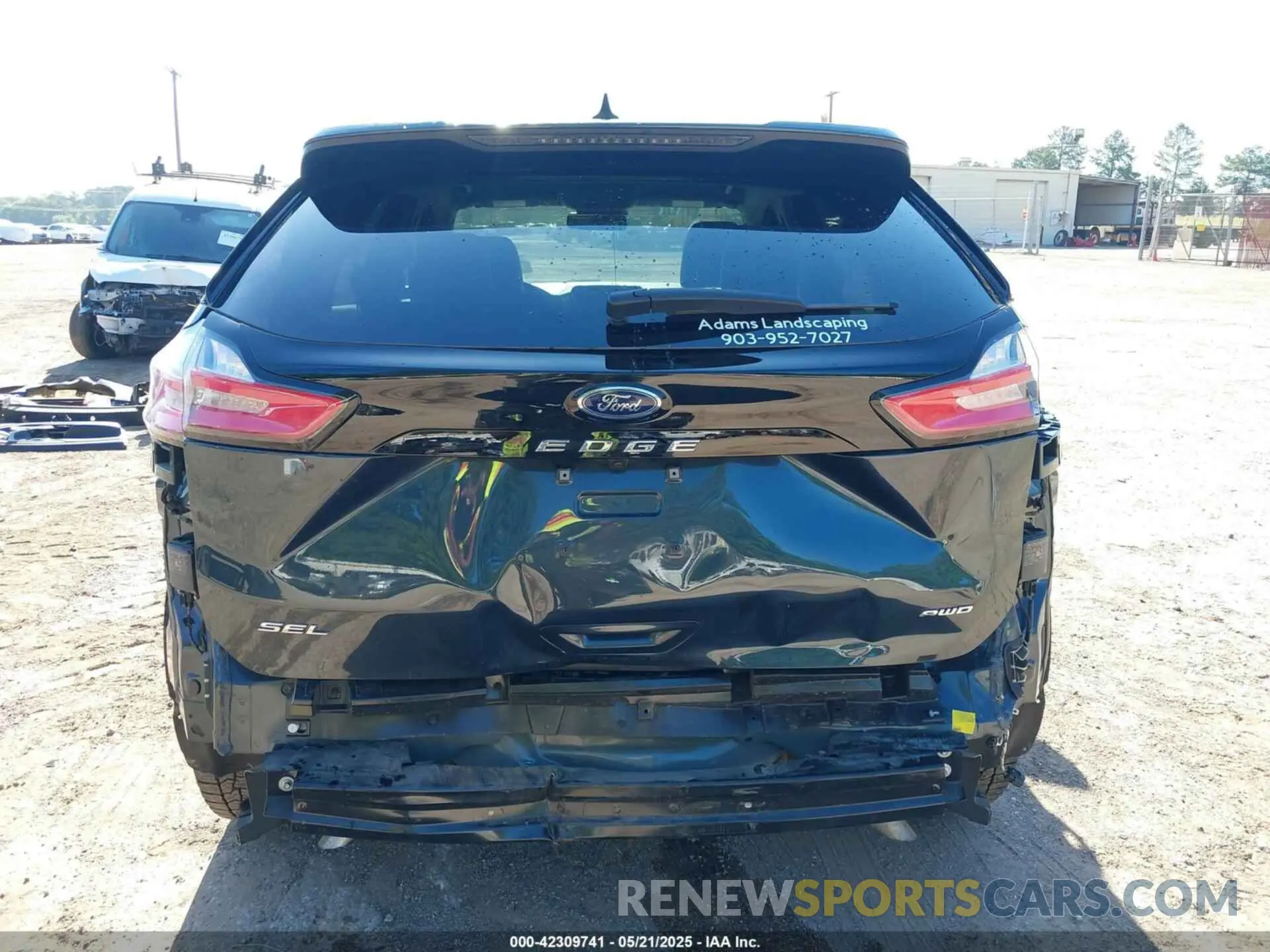 17 Photograph of a damaged car 2FMPK4J9XRBA33009 FORD EDGE 2024