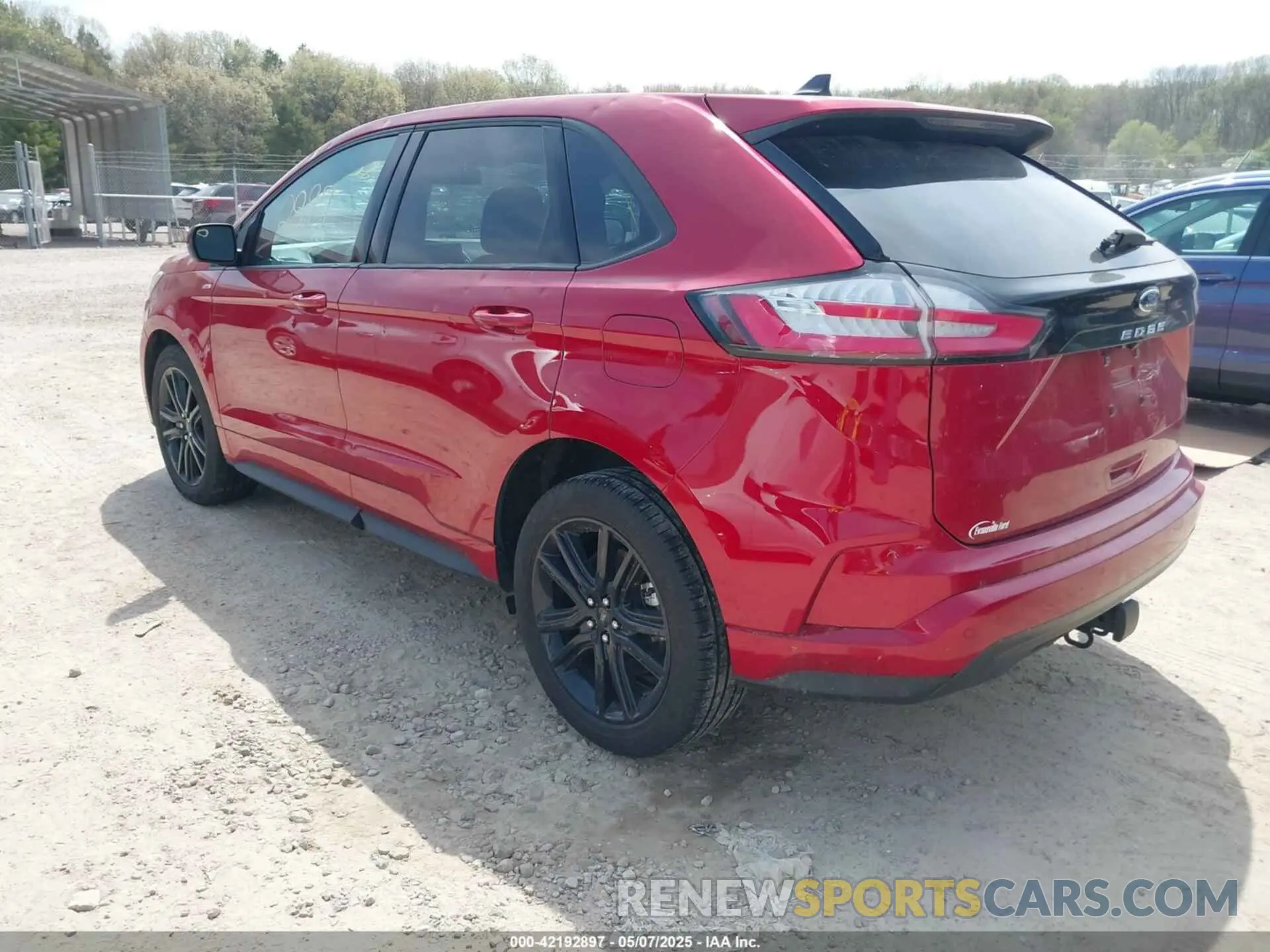 3 Photograph of a damaged car 2FMPK4J9XRBA47864 FORD EDGE 2024