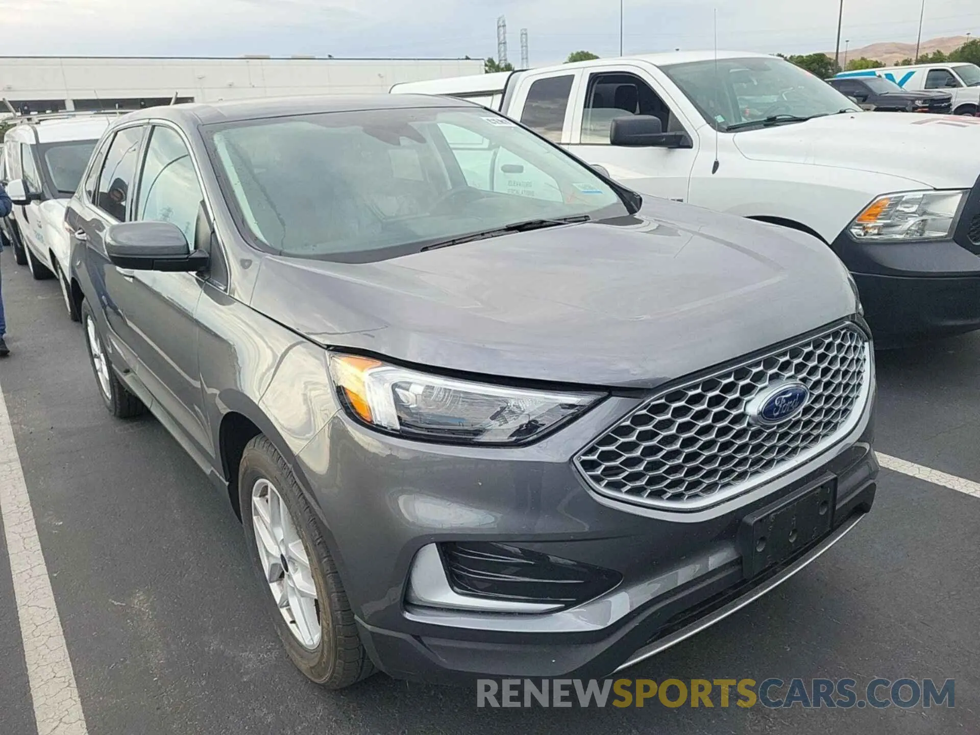 21 Photograph of a damaged car 2FMPK4J9XRBA51820 FORD EDGE 2024
