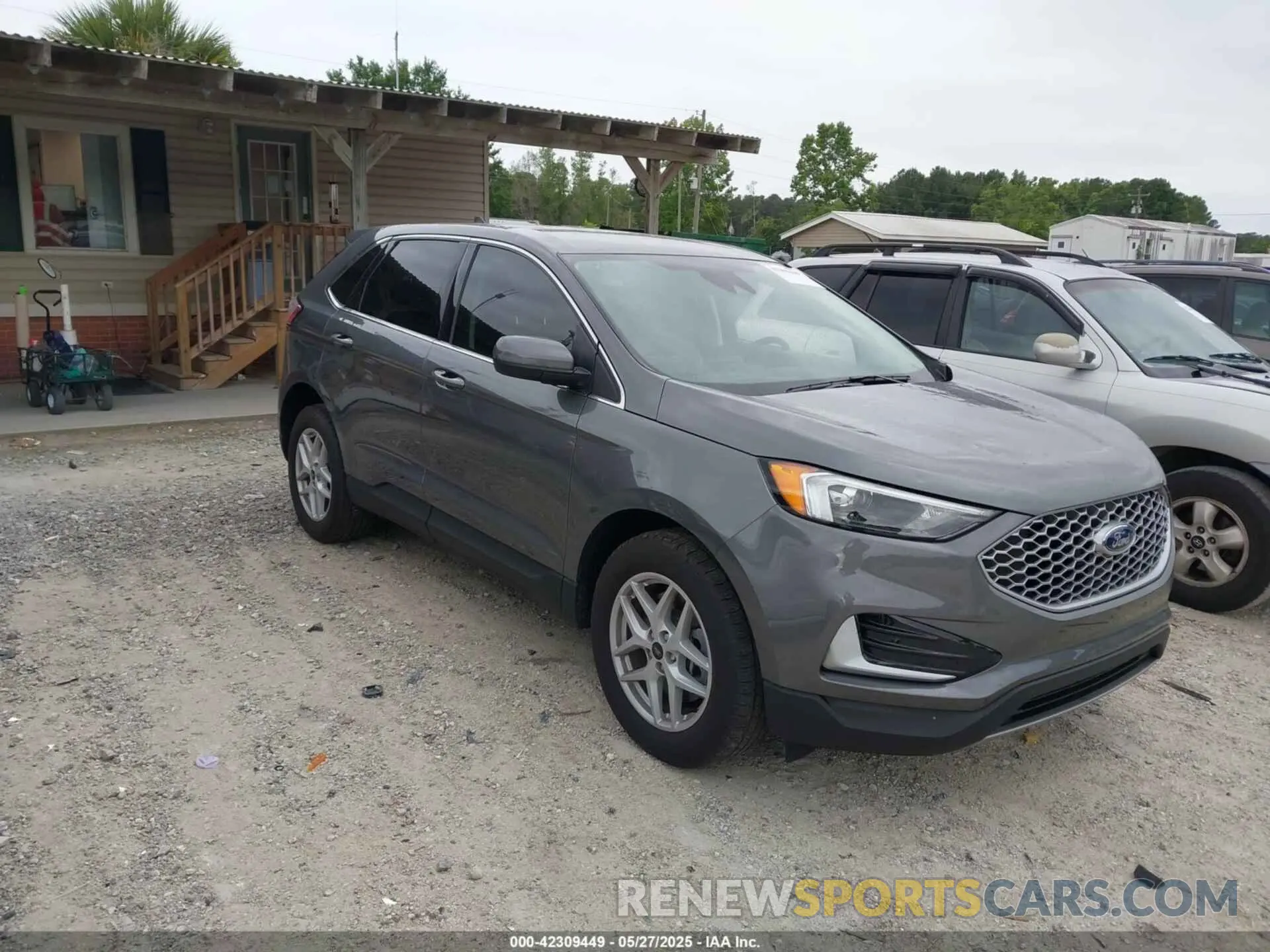 1 Photograph of a damaged car 2FMPK4J9XRBB14513 FORD EDGE 2024