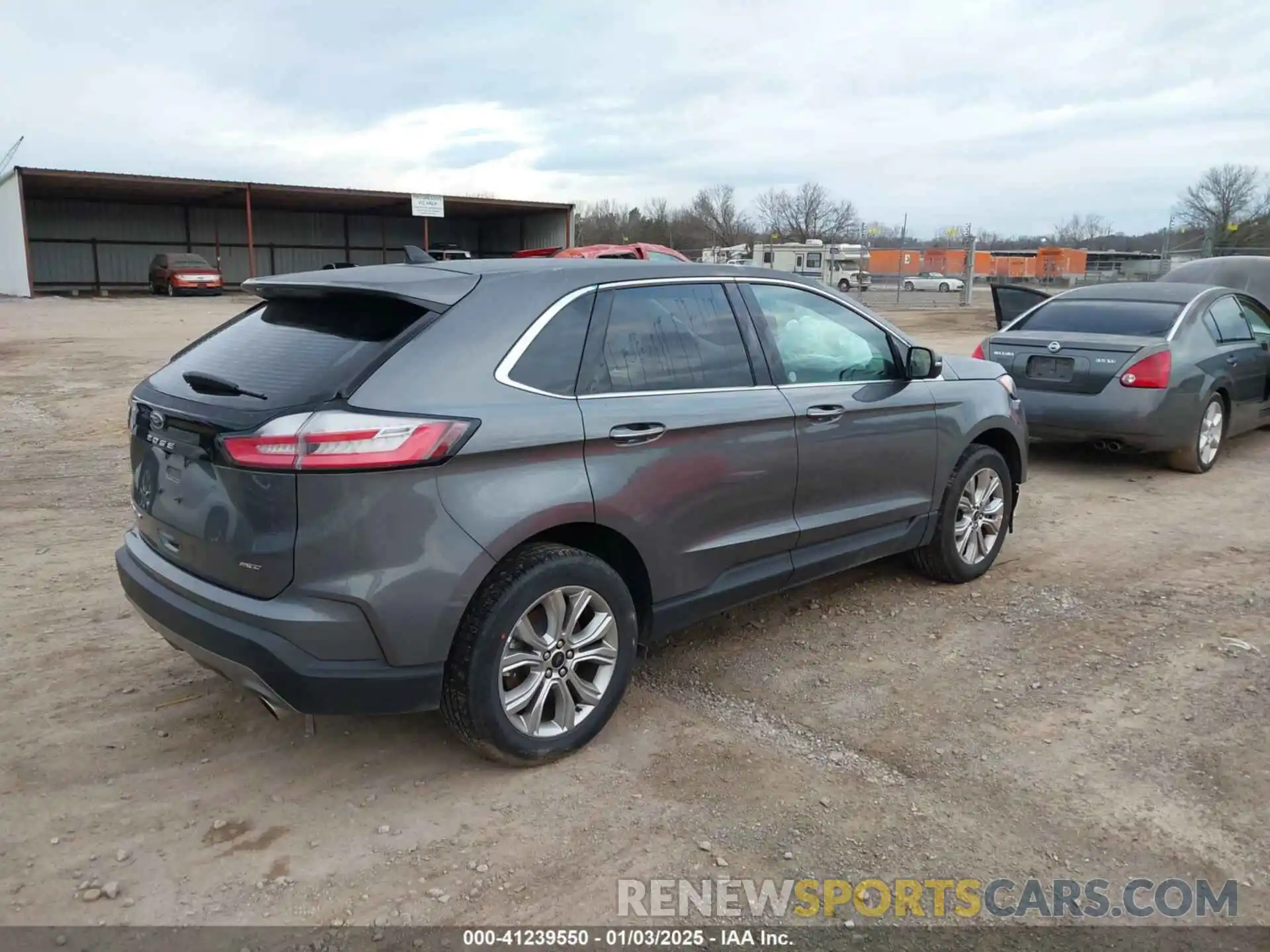 4 Photograph of a damaged car 2FMPK4K92RBA78167 FORD EDGE 2024