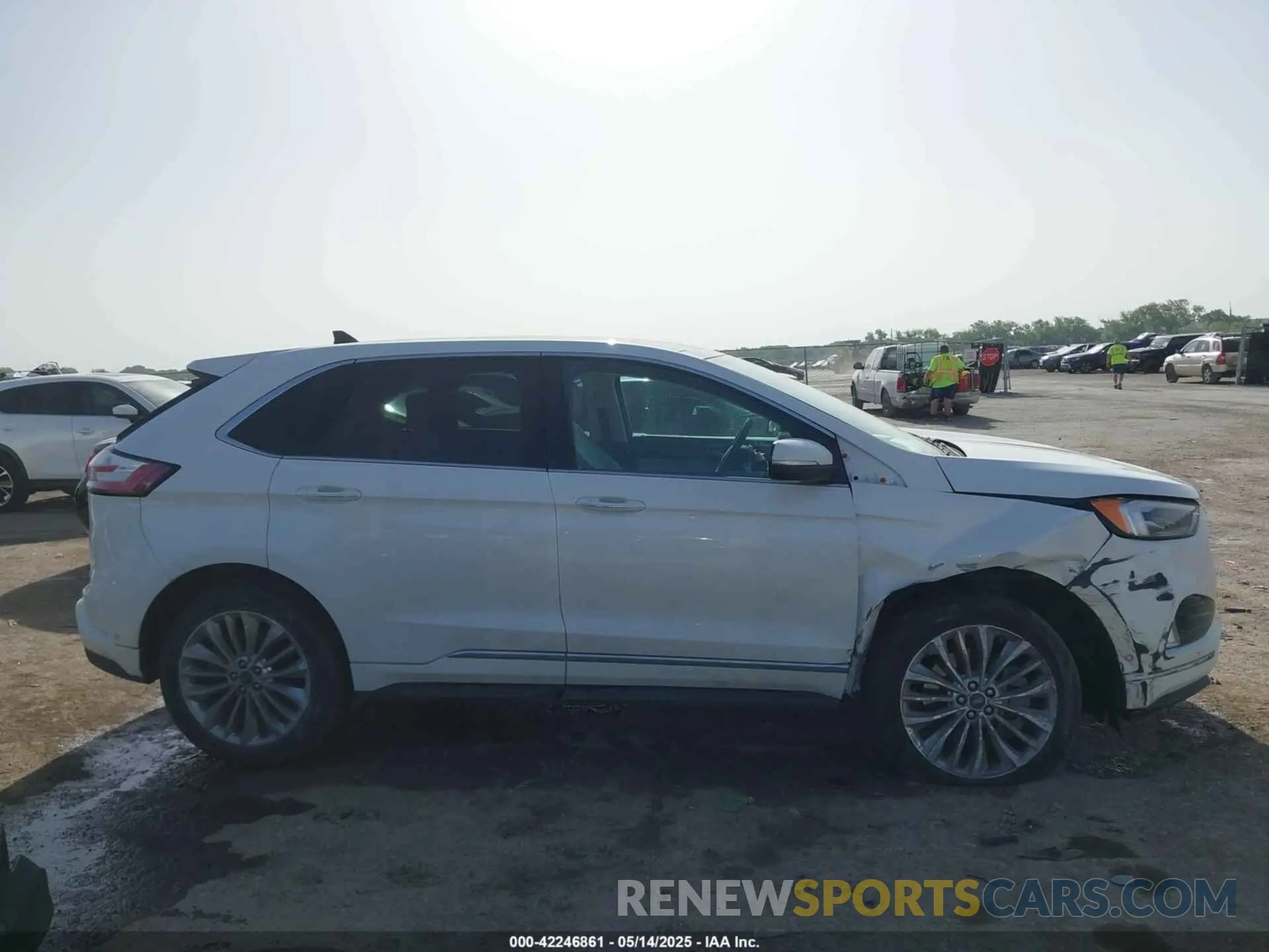 13 Photograph of a damaged car 2FMPK4K92RBB05805 FORD EDGE 2024